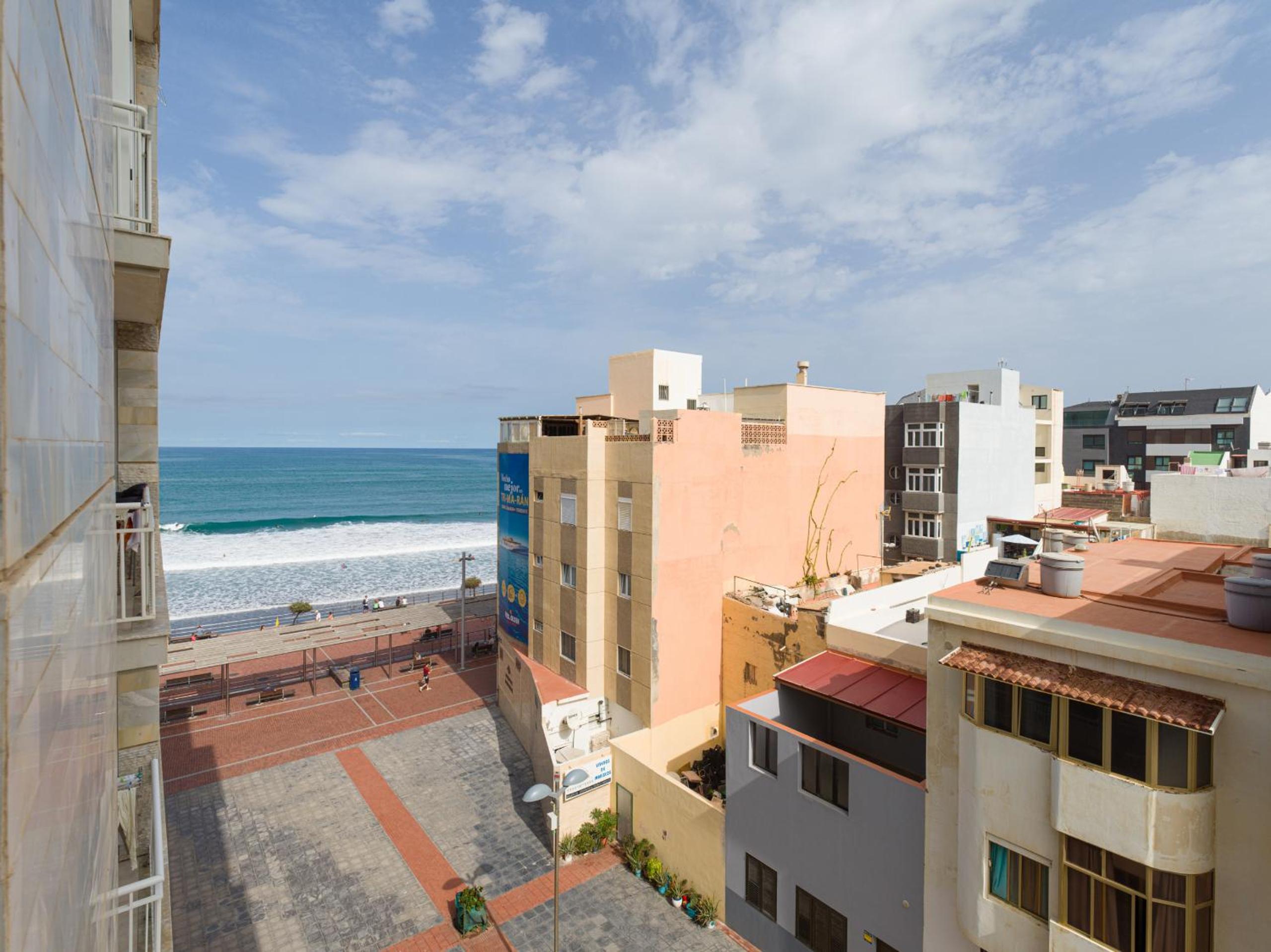 Canteras Sport Beach by Canariasgetaway
