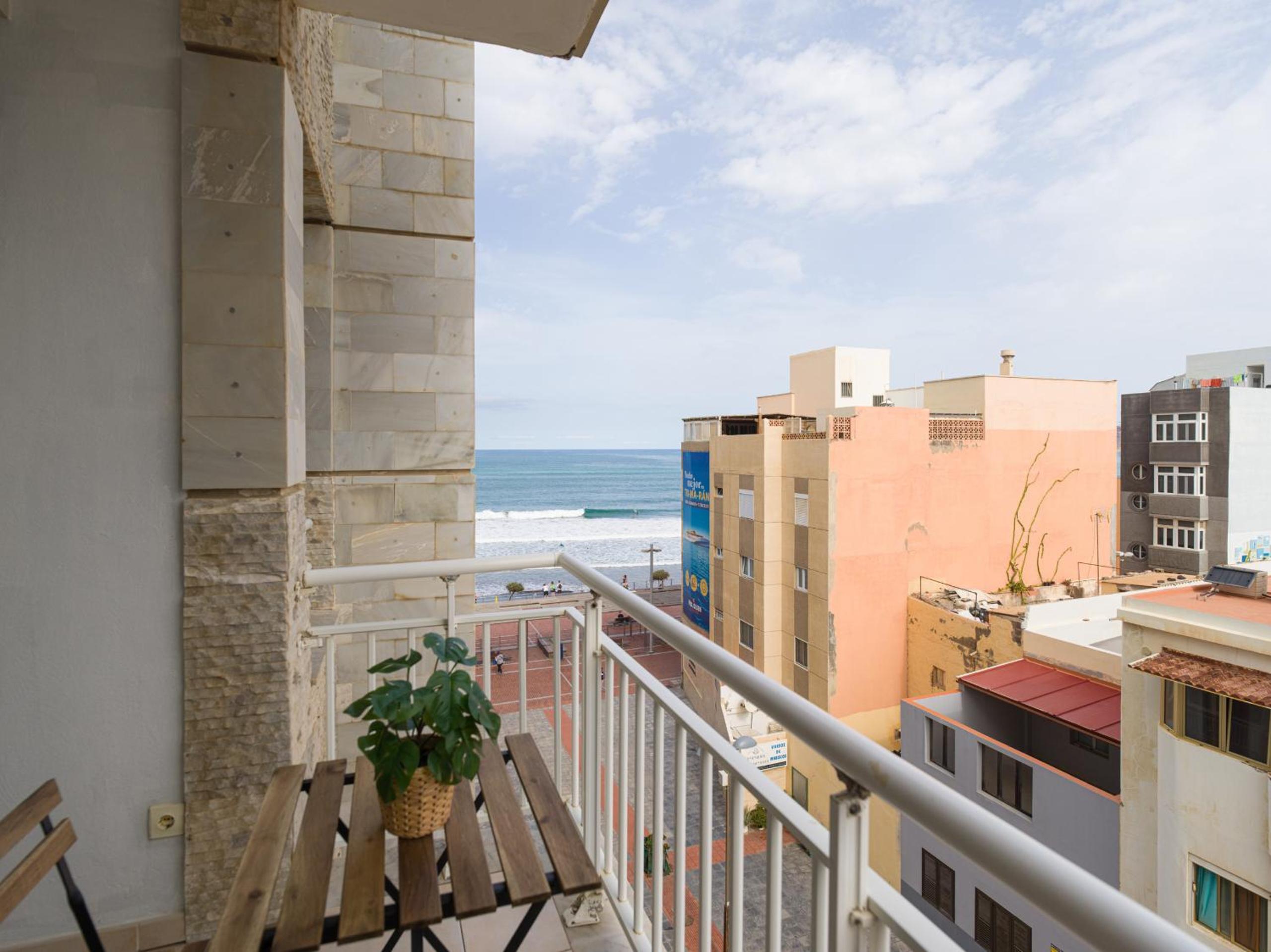 Canteras Sport Beach by Canariasgetaway