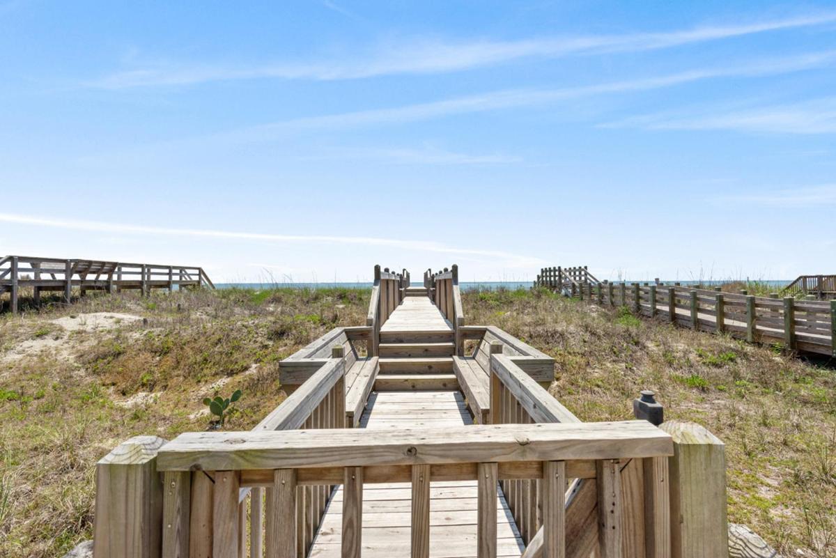 Cherry Grove Oceanfront 6BR • Heated Pool Opt • Elevator • GameRm • Pvt Walkover • Annual Tradition