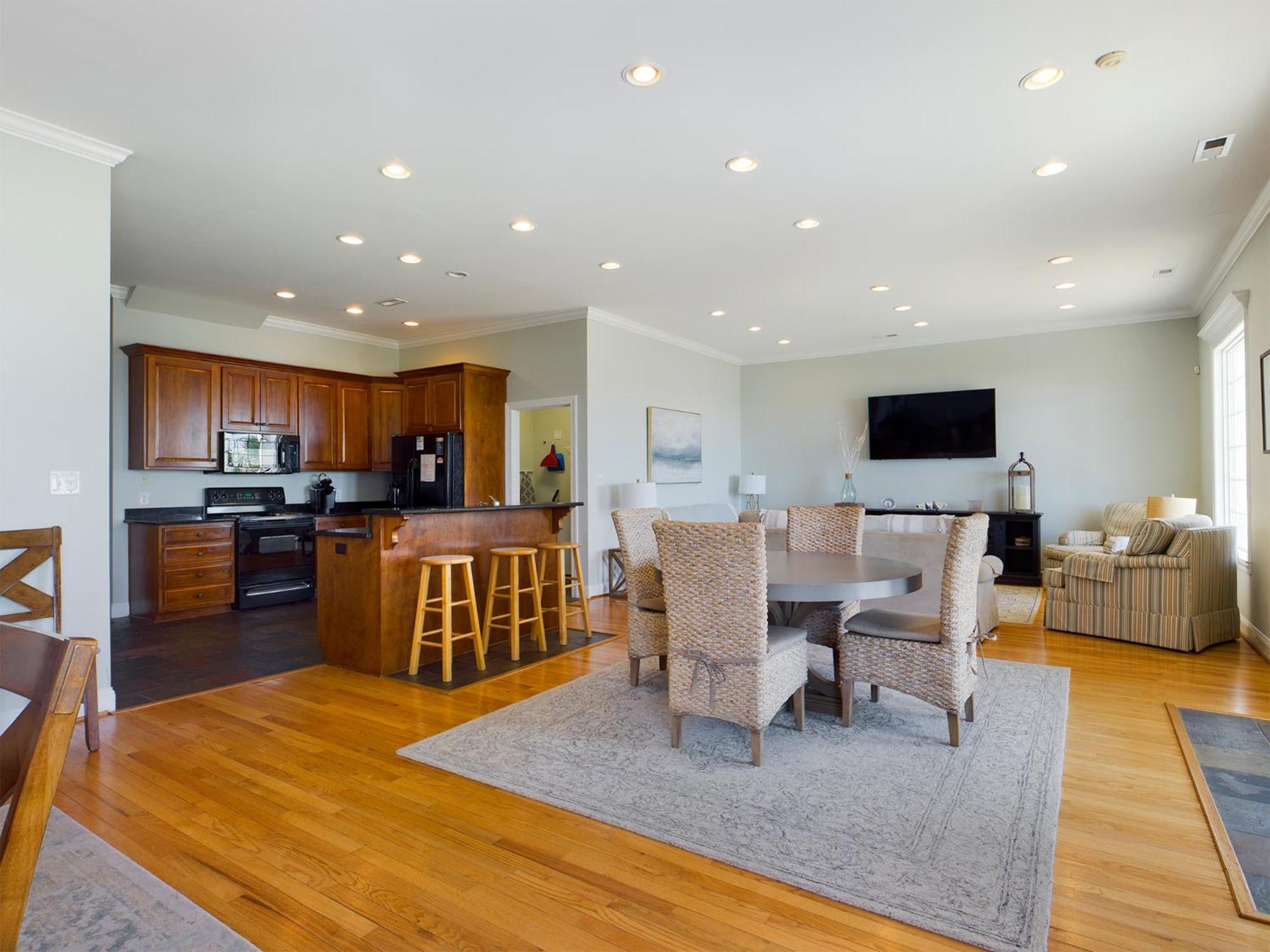 Ultimate Family Oceanfront Escape • 6BR • Private Pool • Sebastian view 4