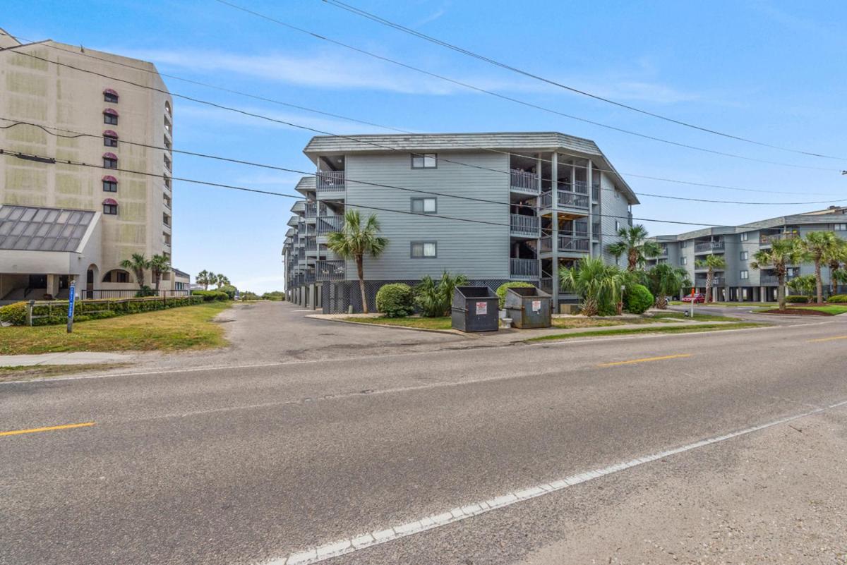 Ocean View 2BR • First-Floor • Cherry Grove • Sea Cabin 125-B view 5