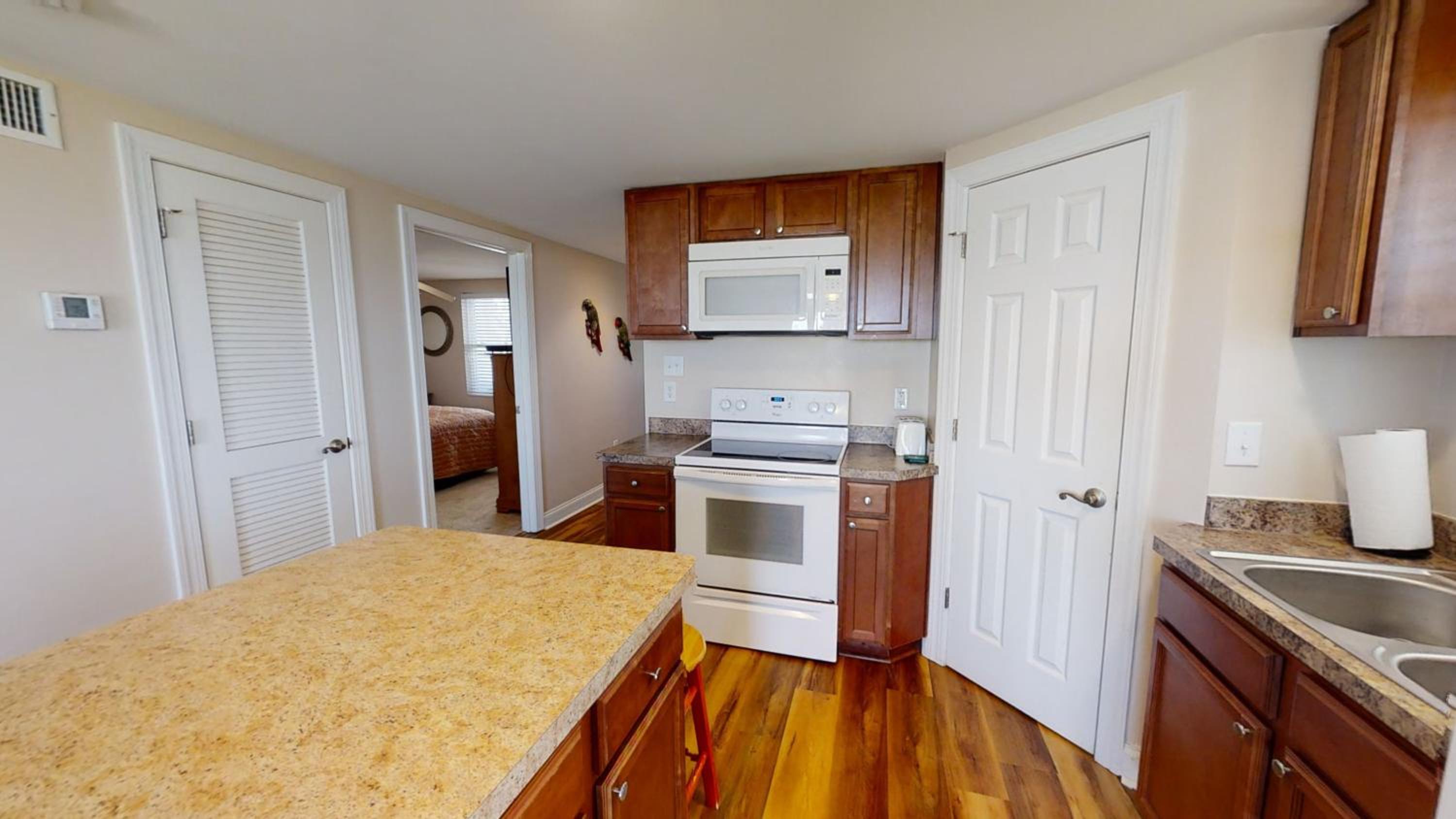 Summer Days – Down Oceanfront 2BR Duplex • Steps to Sand • Cherry Grove view 3