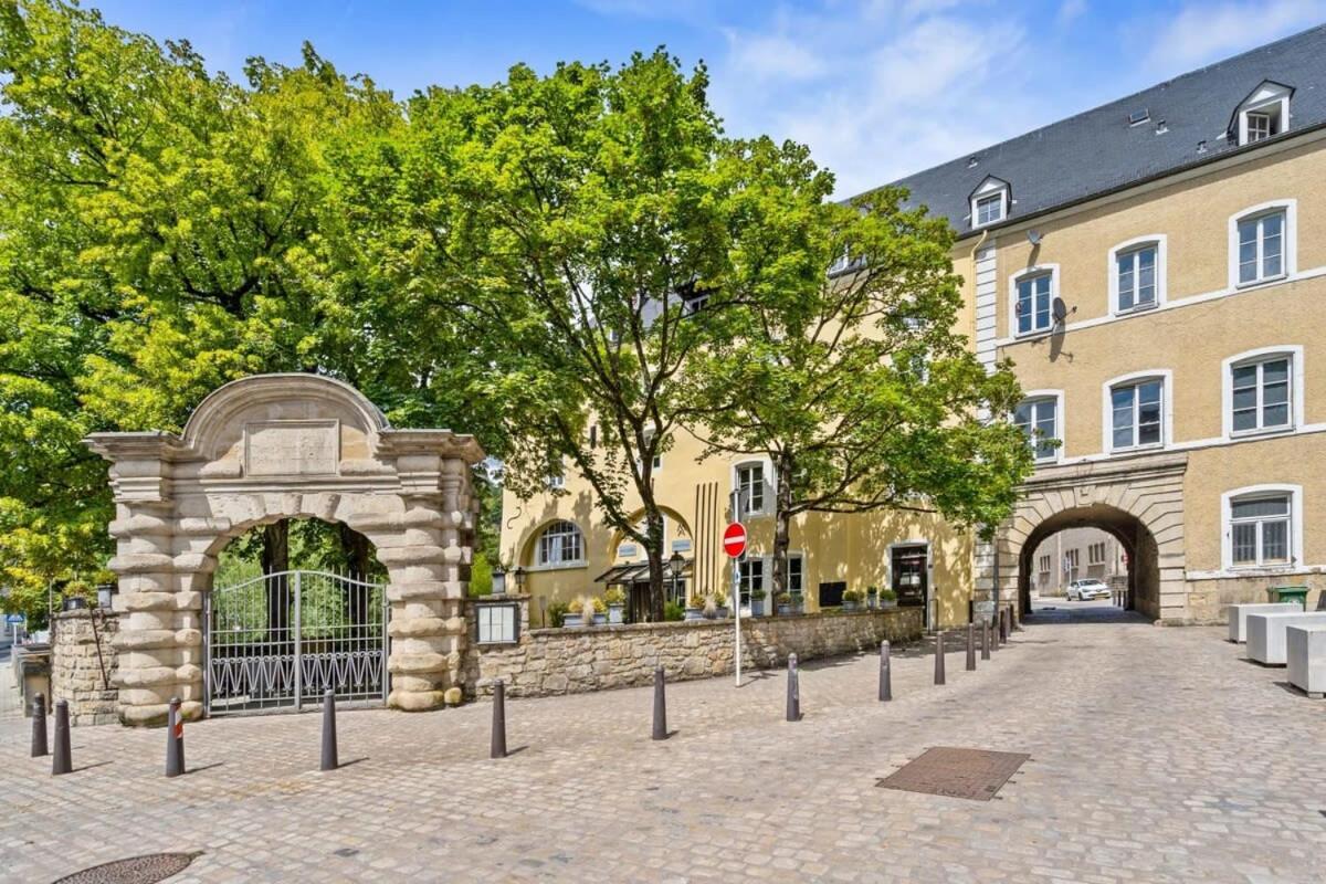 Luxurious 2BR Apt with Balcony in Luxembourg