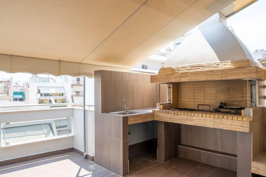 Comfort 1BR apt with amazing balcony at Piraeus