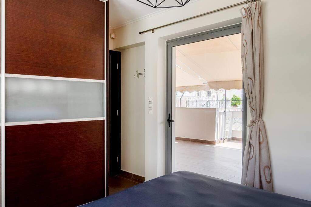 Comfort 1BR apt with amazing balcony at Piraeus
