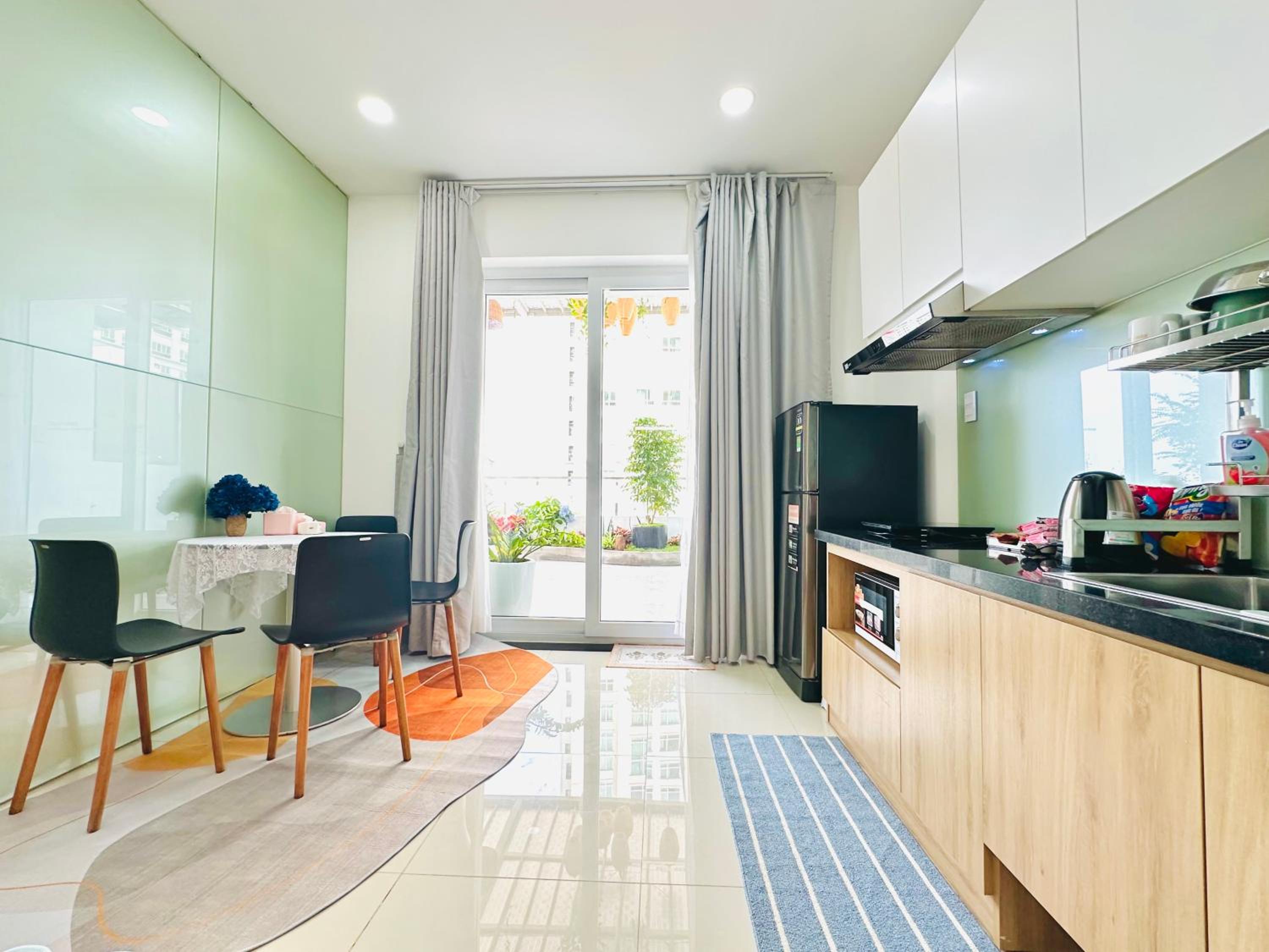 Spacious penthouse near Landmark 81