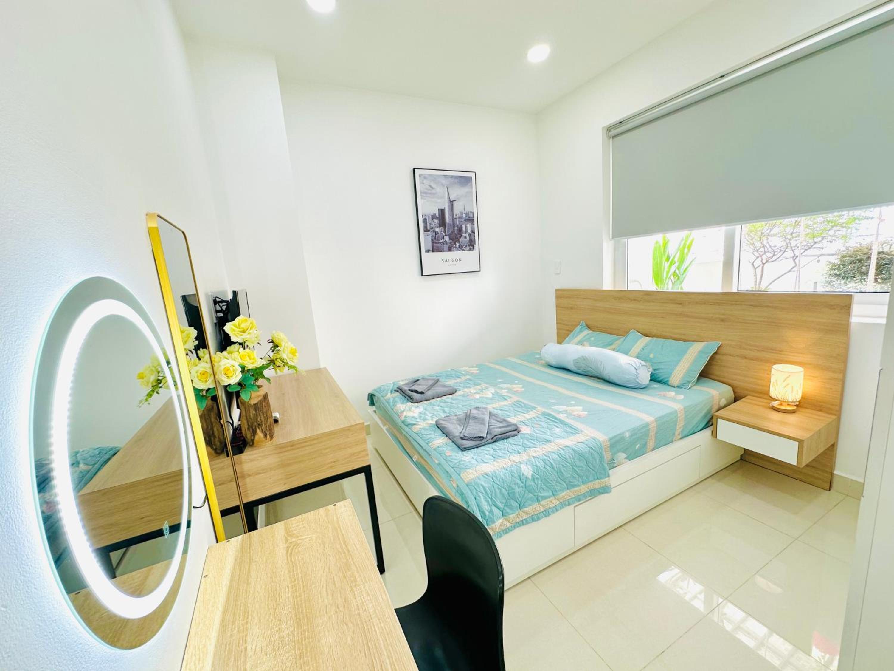 Spacious penthouse near Landmark 81