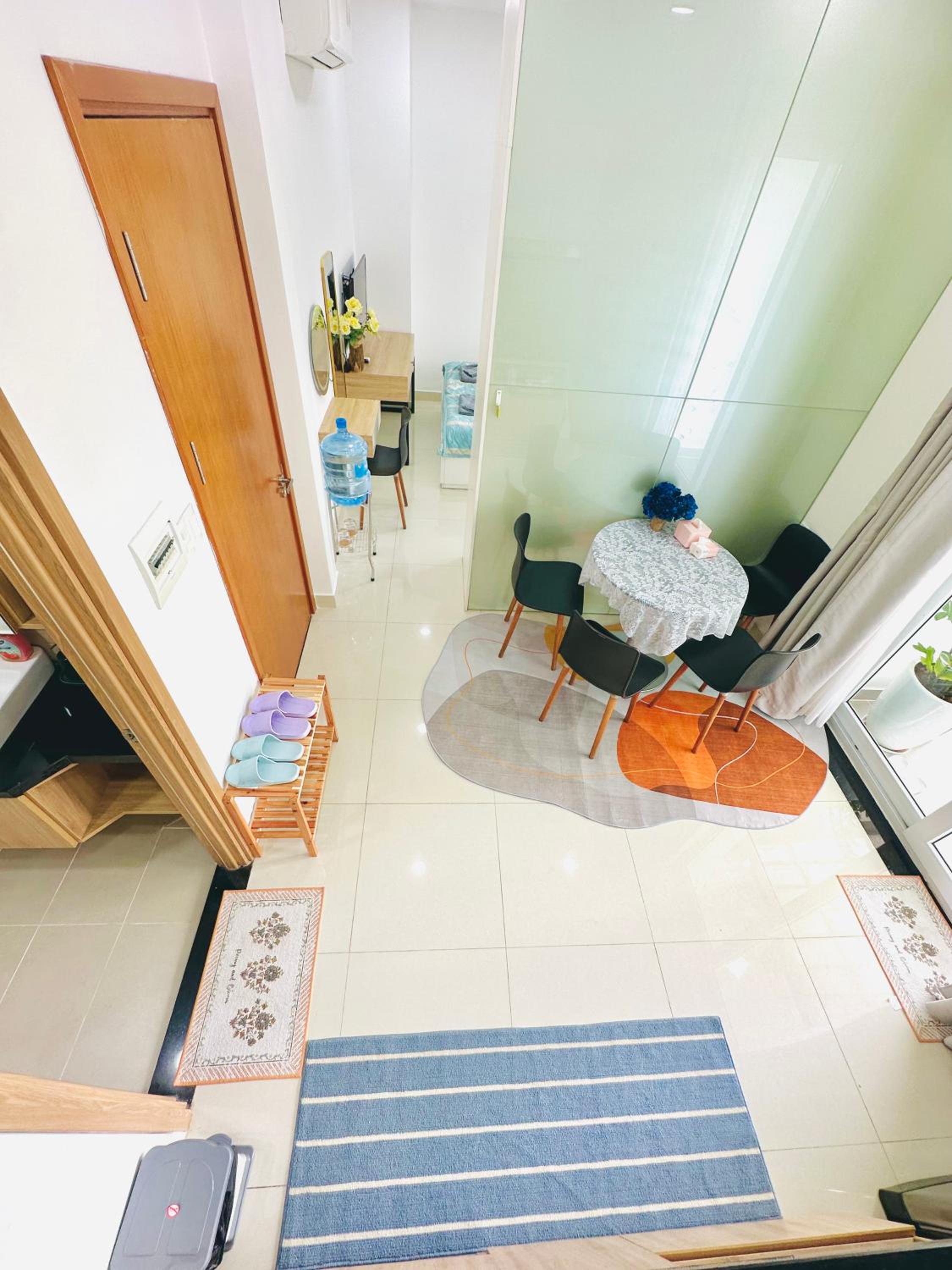 Spacious penthouse near Landmark 81