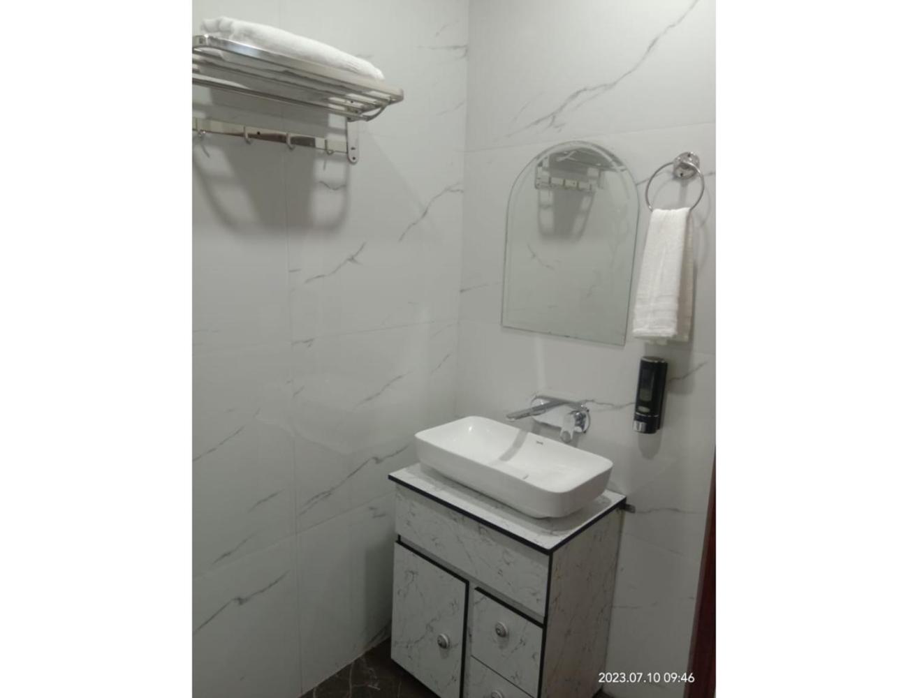 Hotel The Narendra Orchid, Phata