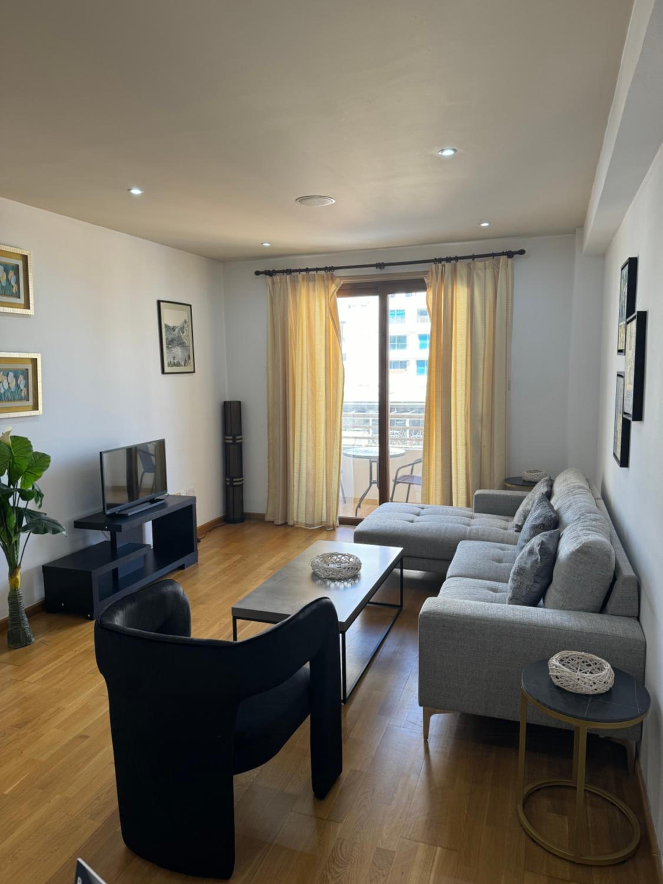 Ithaki Phinikoudes Apartment No. 204 view 3