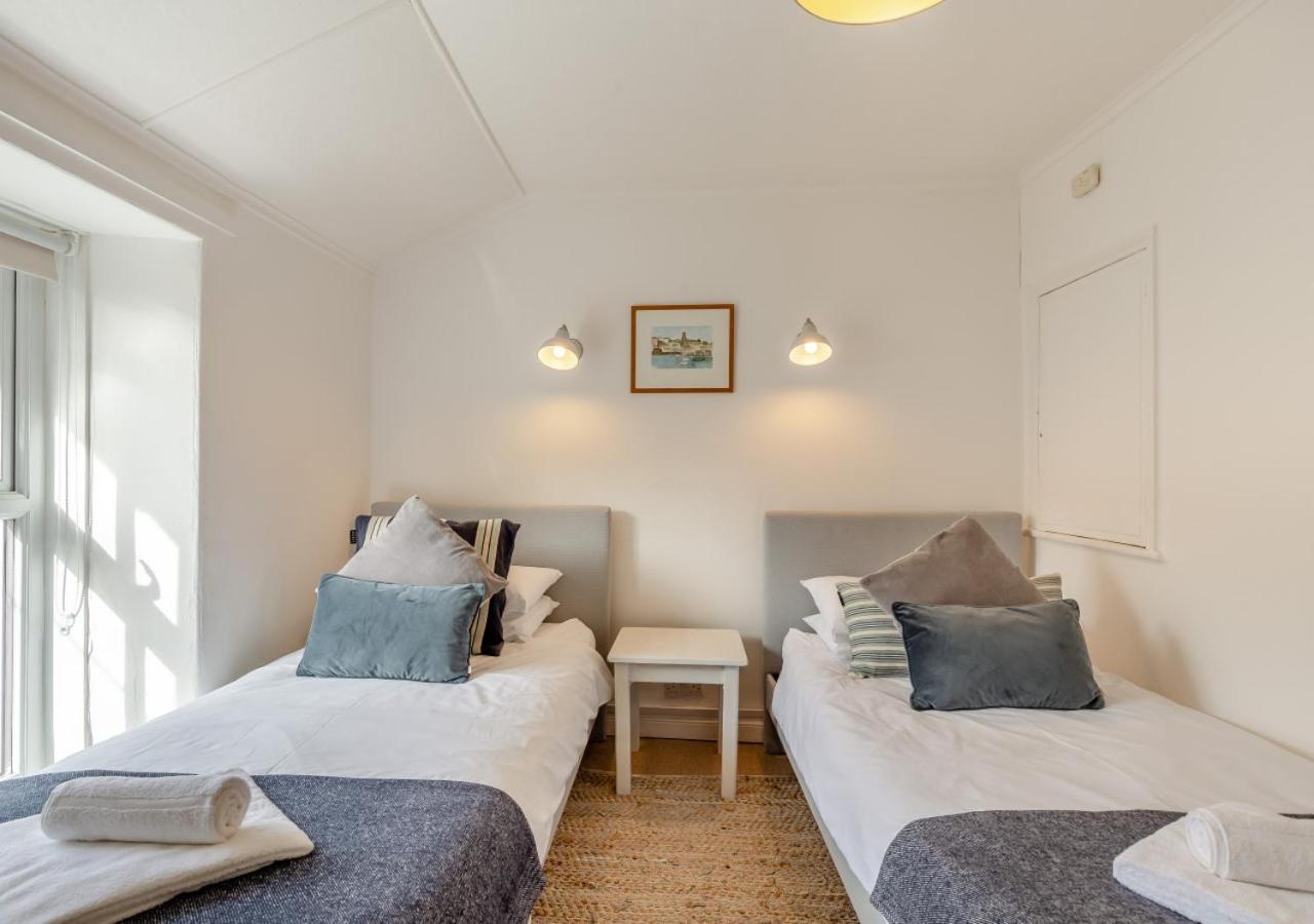 2 Bed in St. Ives oc-minmar