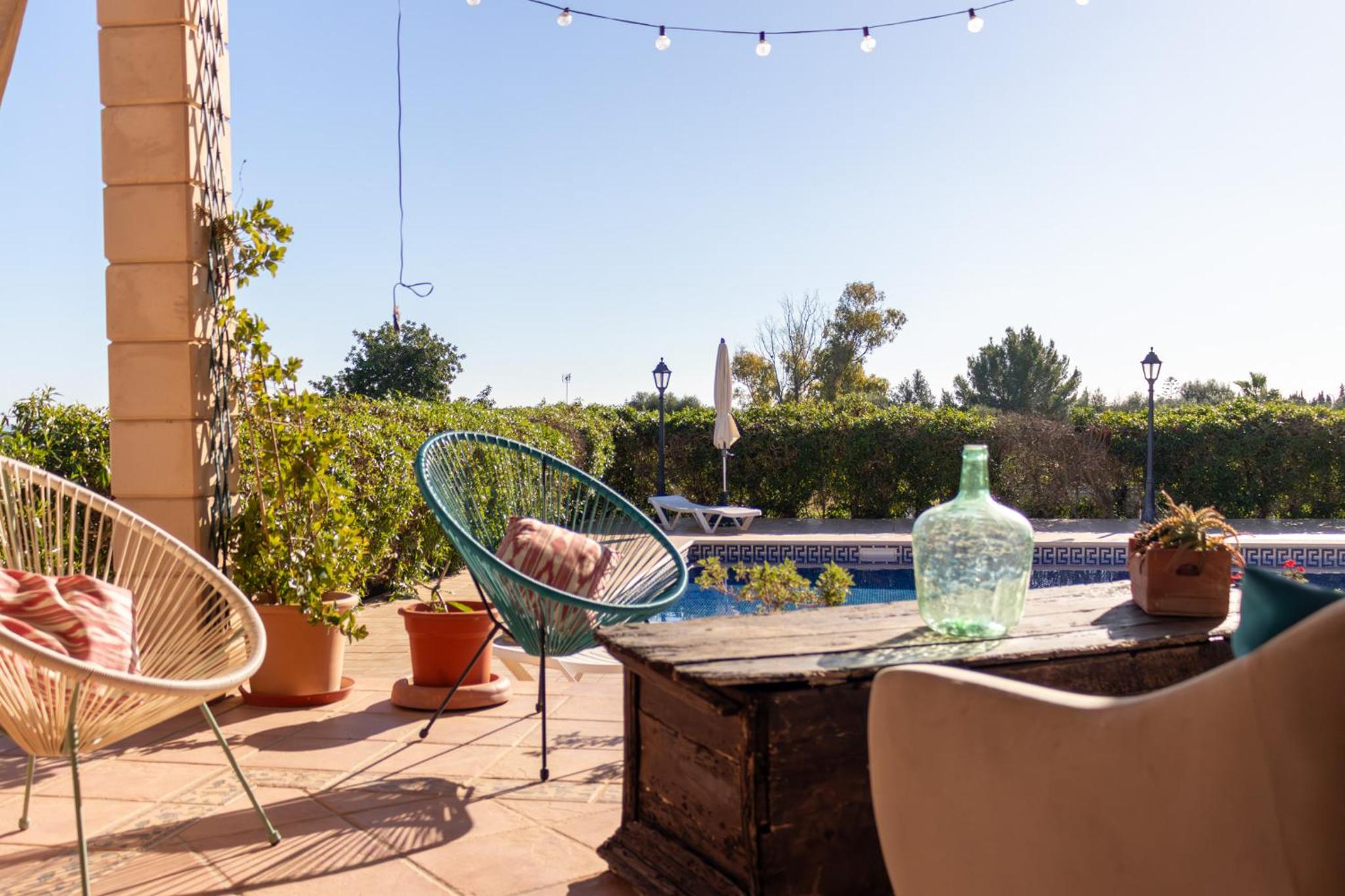Idyllische Natur-Finca mit 12m Pool & Meerblick