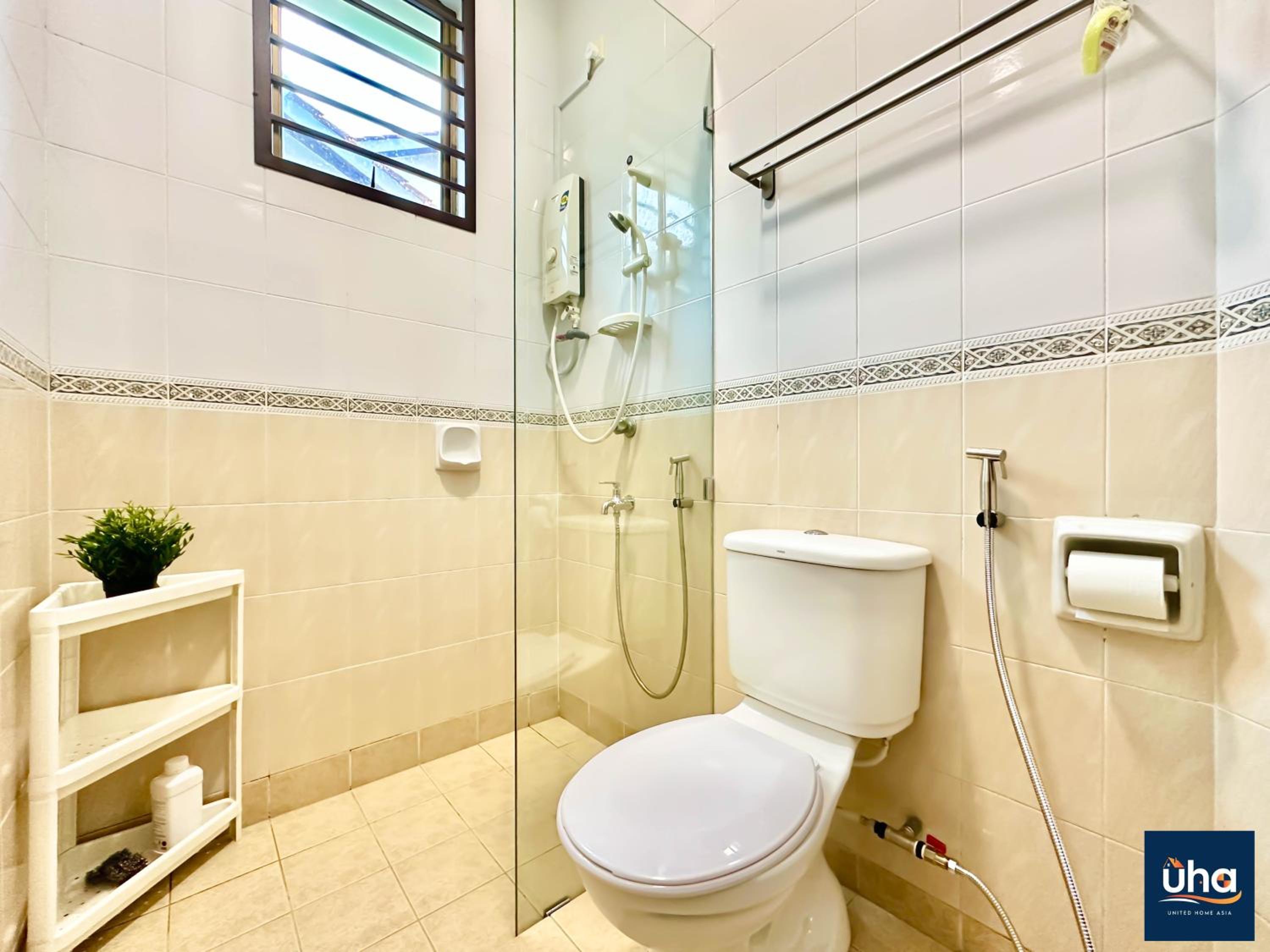 Boho Bliss. Taman Molek @ 4 Bed,2 Bath Near Jusco Tebrau