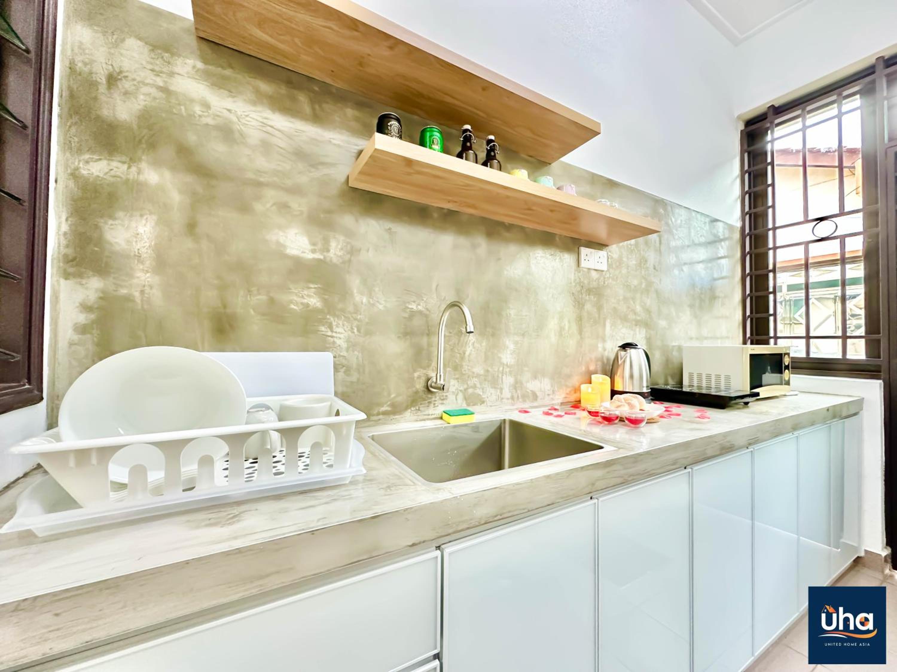 Boho Bliss. Taman Molek @ 4 Bed,2 Bath Near Jusco Tebrau