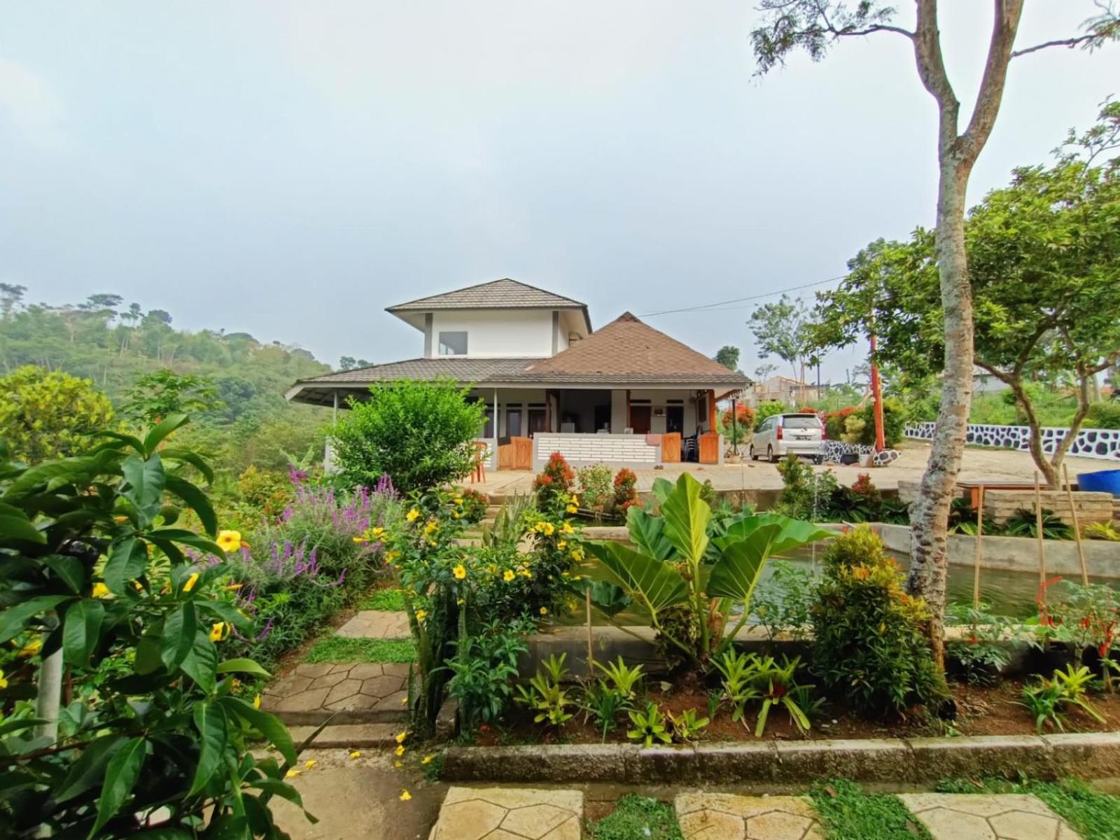 Saung Kuta Village by Surganya Villa view 2