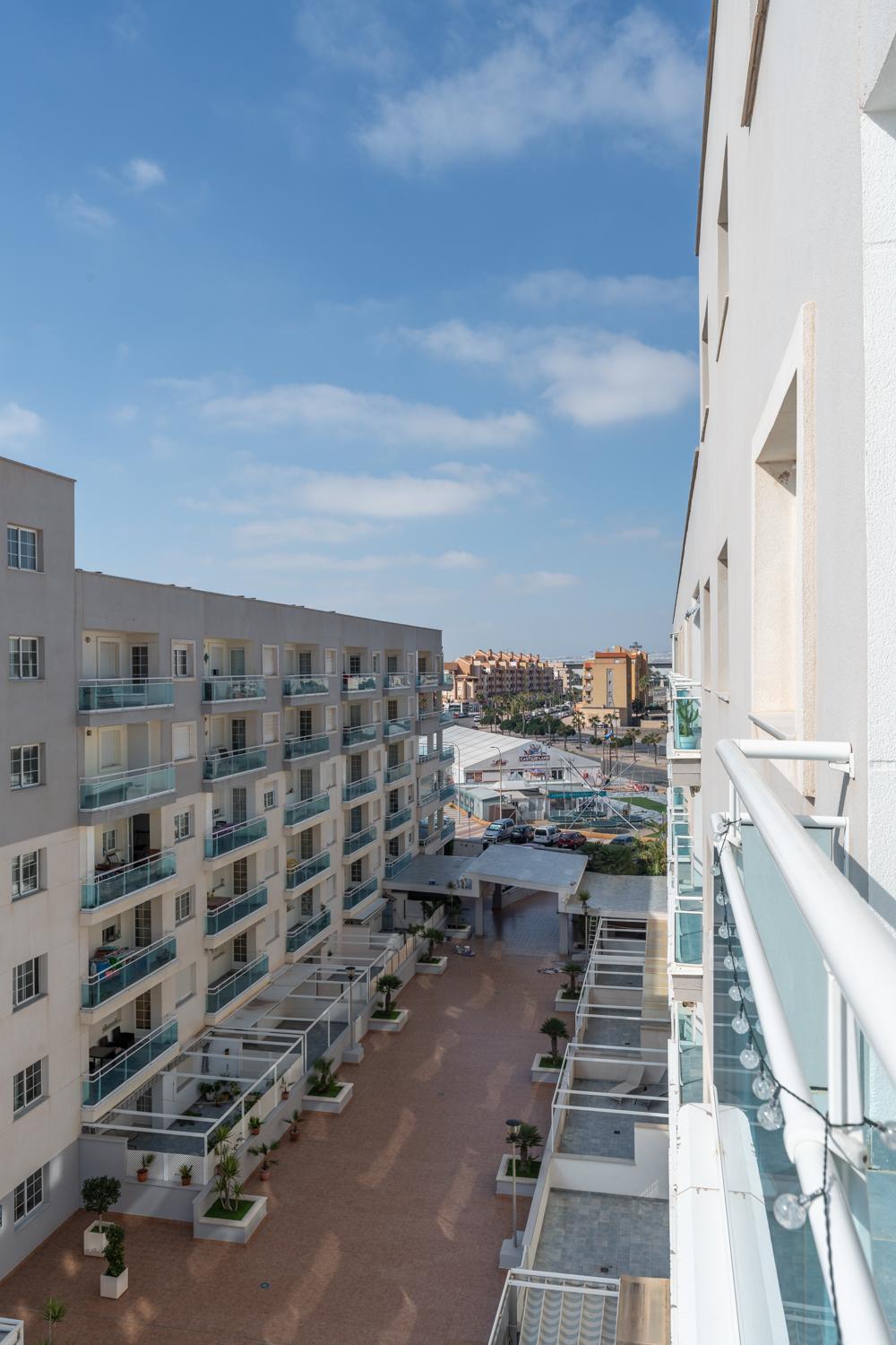 tuGuest Las Salinas Beach - Free parking