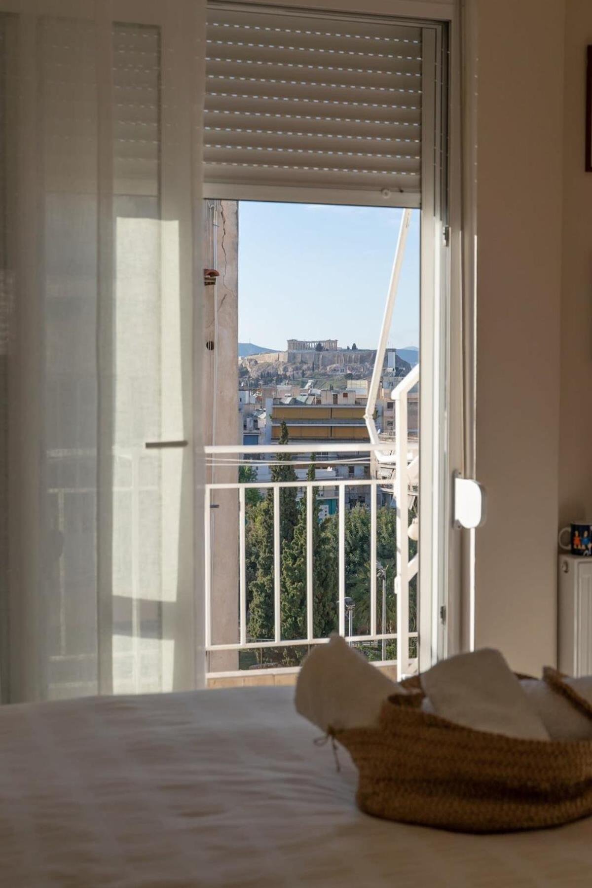 Acropolis view topfloor apartment