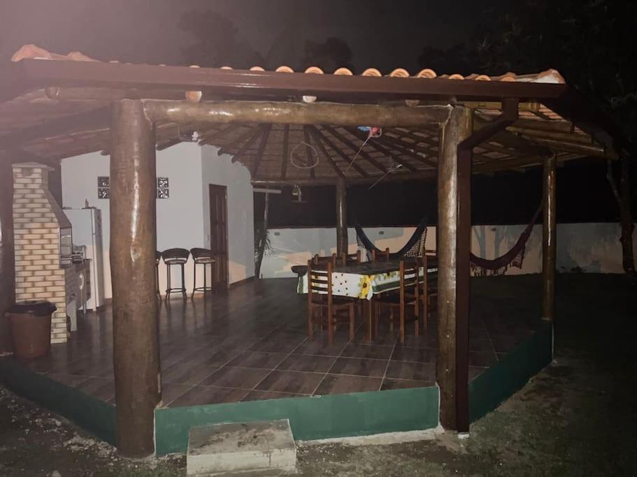 bela casa no verde a 10 minutos do centro