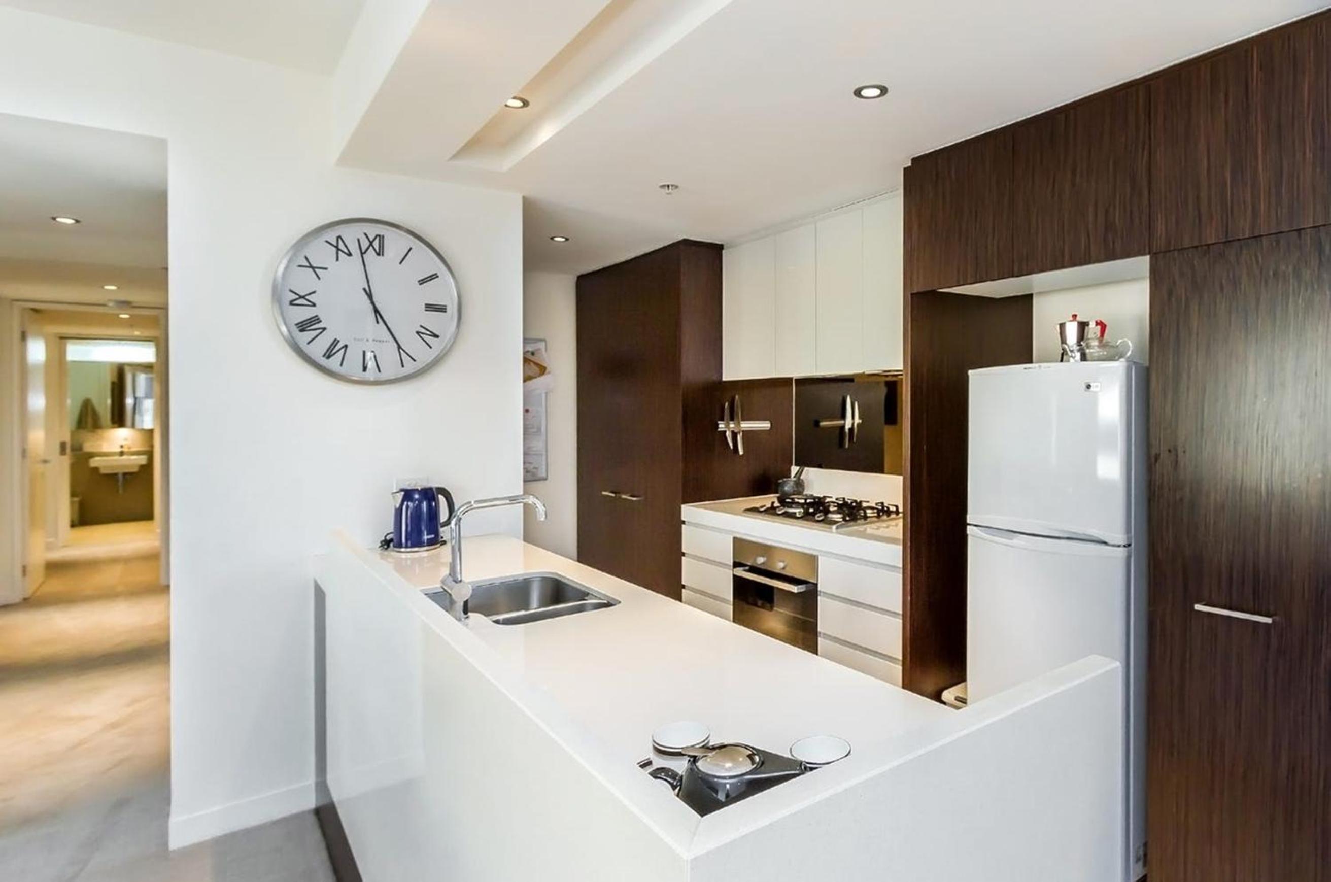 Spacious 2-bedroom suite, luxury living, with Indoor Pool, Sauna, Gym