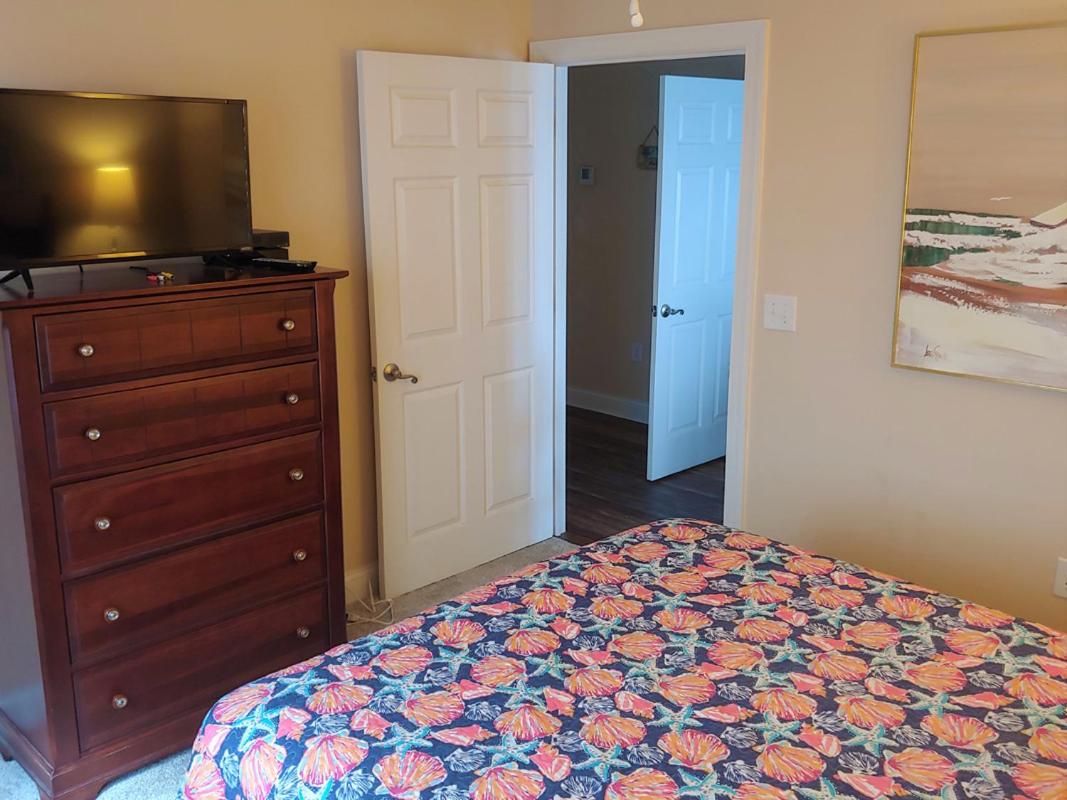 Oceanfront 3BR • Upper-Level Duplex • Porch Over the Beach Summer Days Upstairs