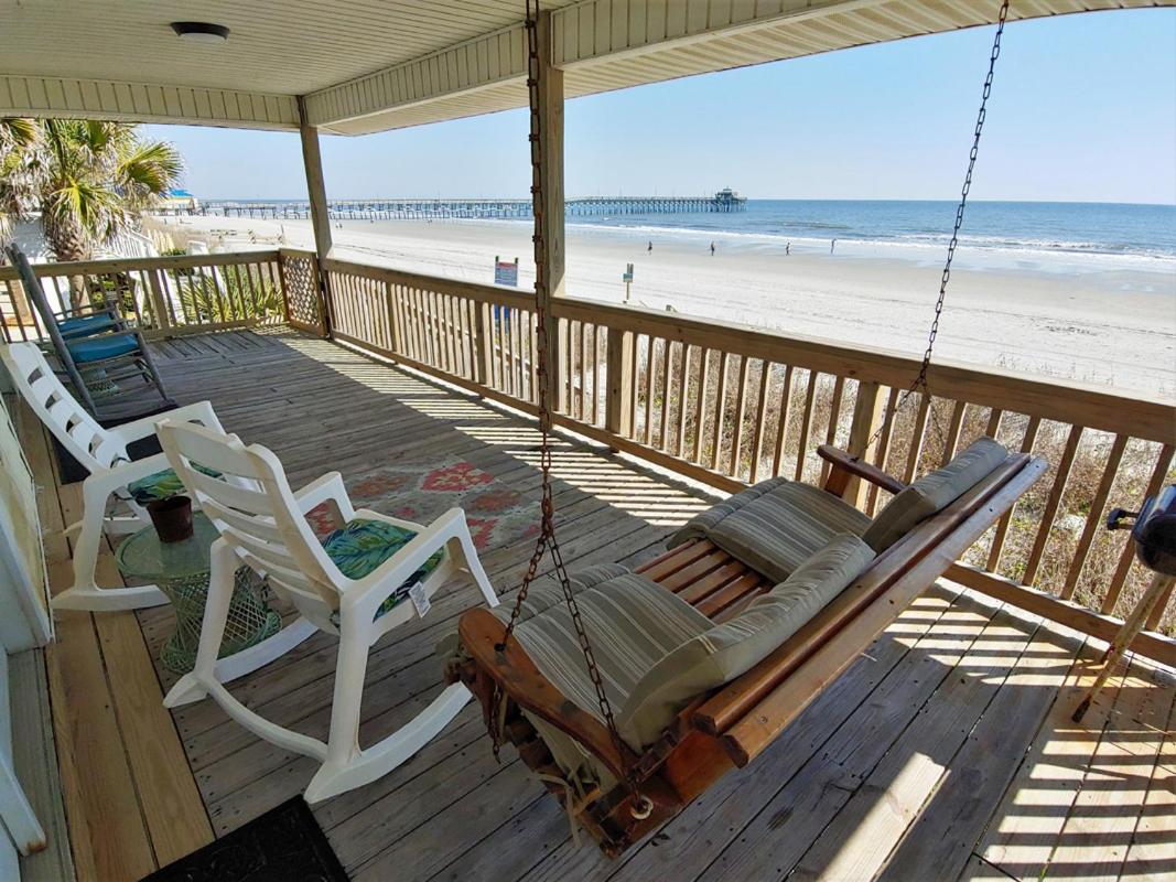 Oceanfront 3BR • Upper-Level Duplex • Porch Over the Beach Summer Days Upstairs