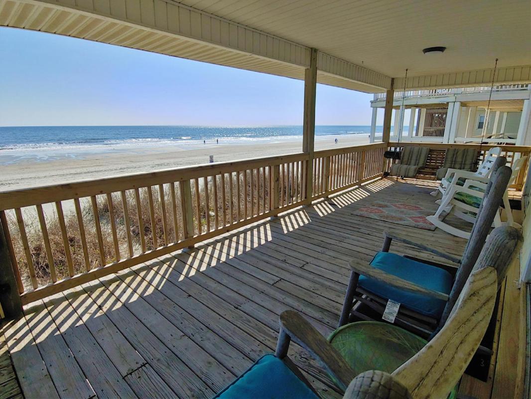Oceanfront 3BR • Upper-Level Duplex • Porch Over the Beach Summer Days Upstairs
