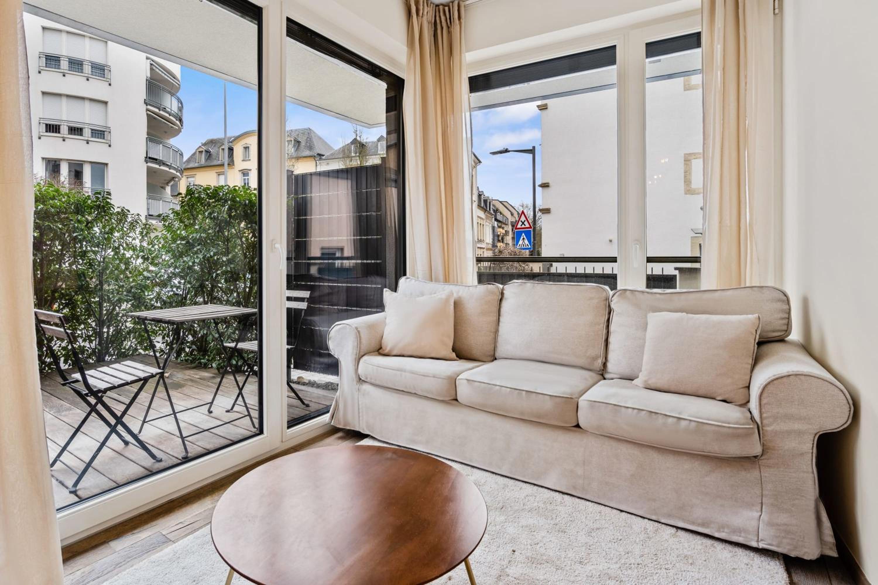 Chic Stay in Limpertsberg Near City Center view 4