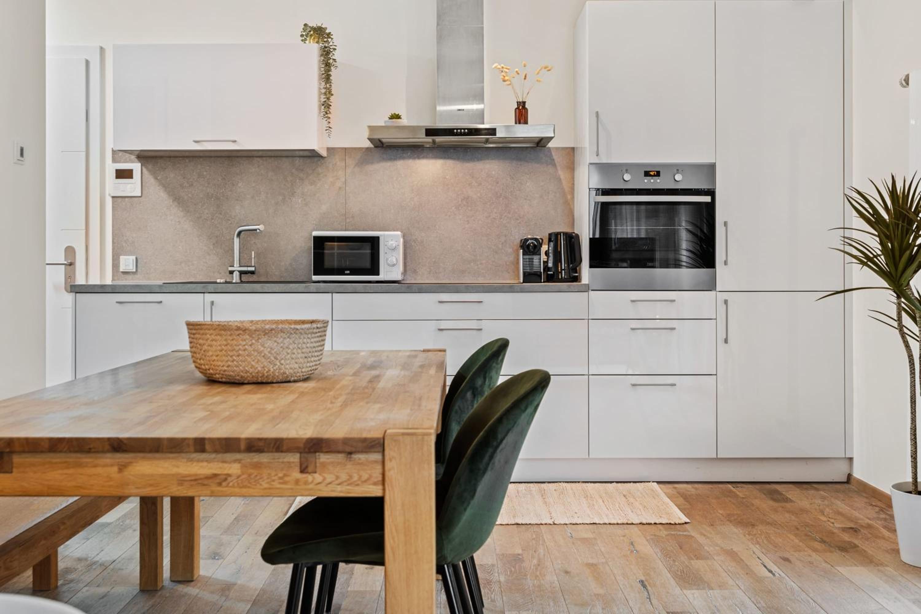 Chic Stay in Limpertsberg Near City Center view 3