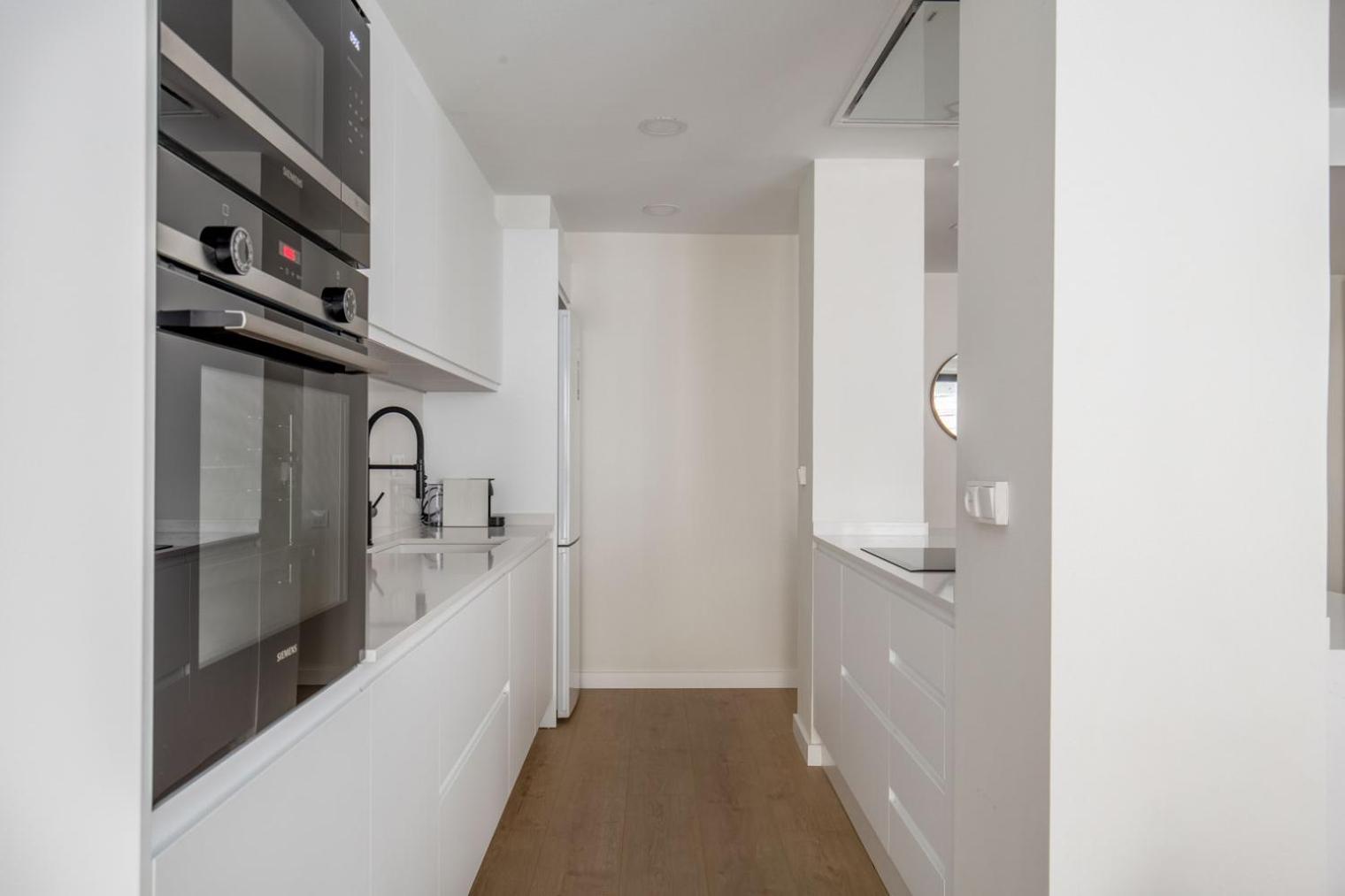 Blueground El Putxet i el Farró furnished BCN-96