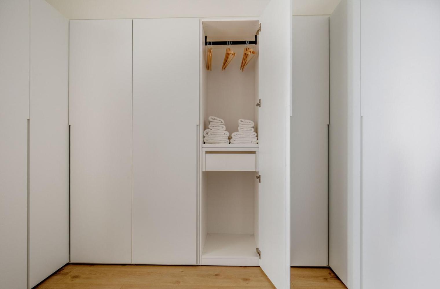 Blueground El Putxet i el Farró furnished BCN-96