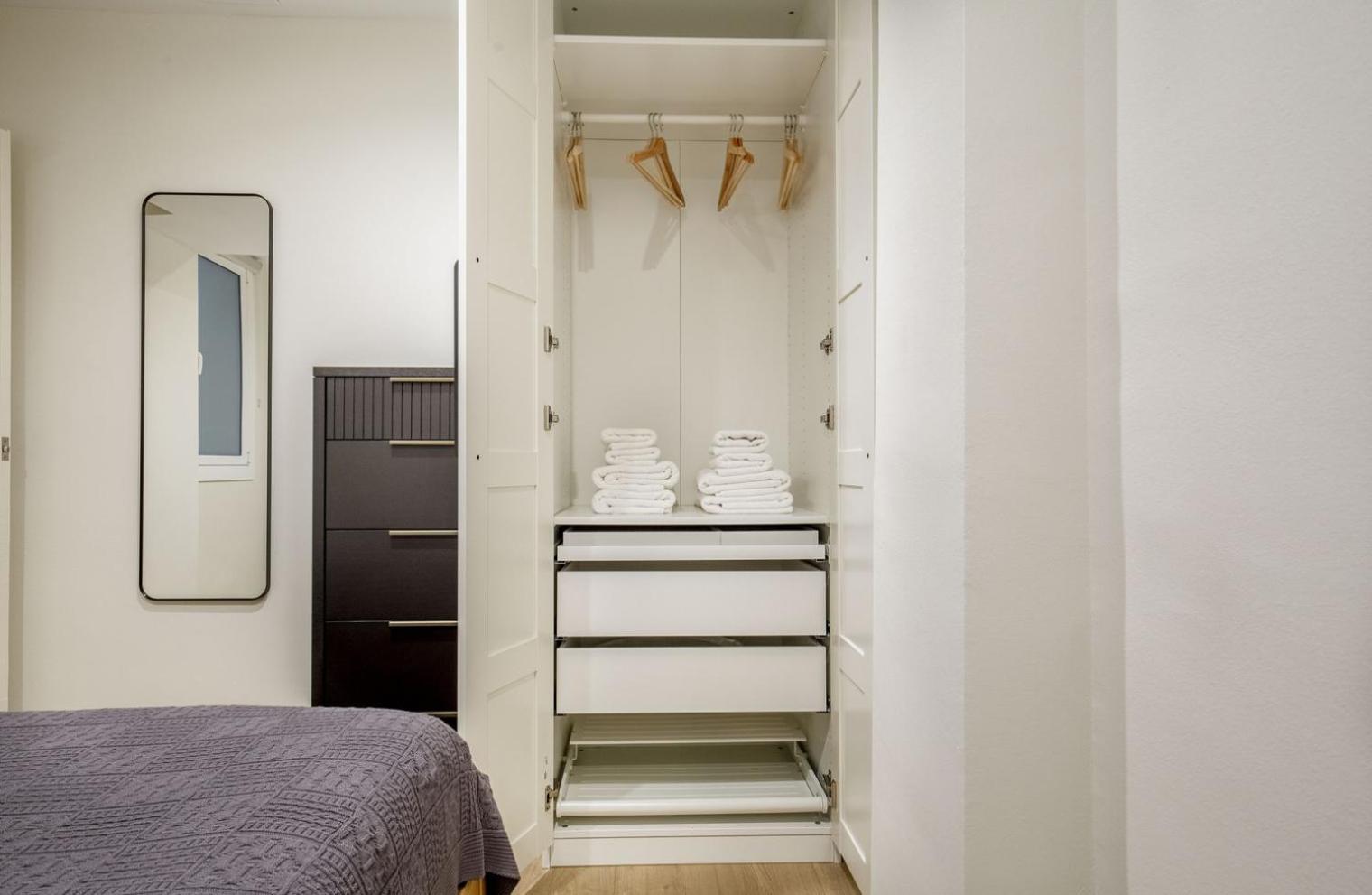 Blueground El Putxet i el Farró furnished BCN-96