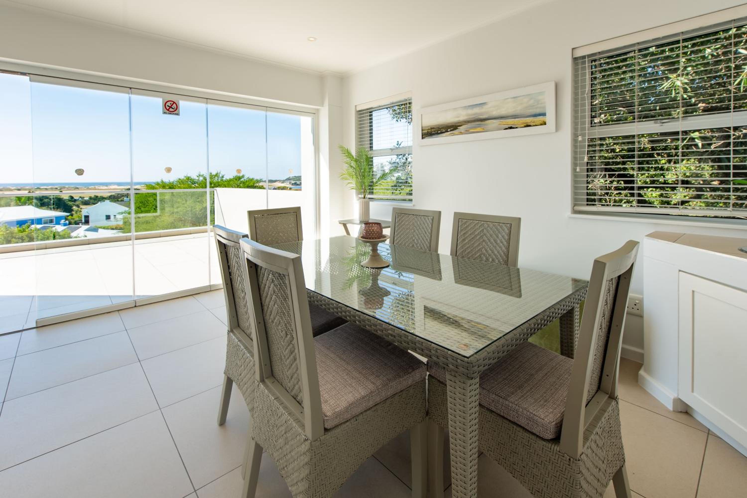 Pansy Seashell - Beach House in Plett view 2