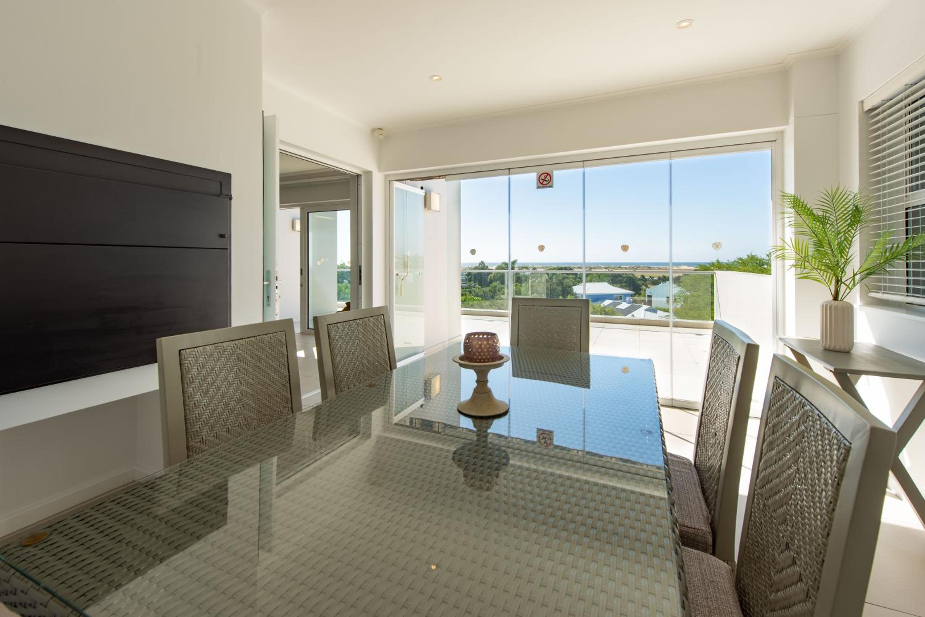 Pansy Seashell - Beach House in Plett view 3