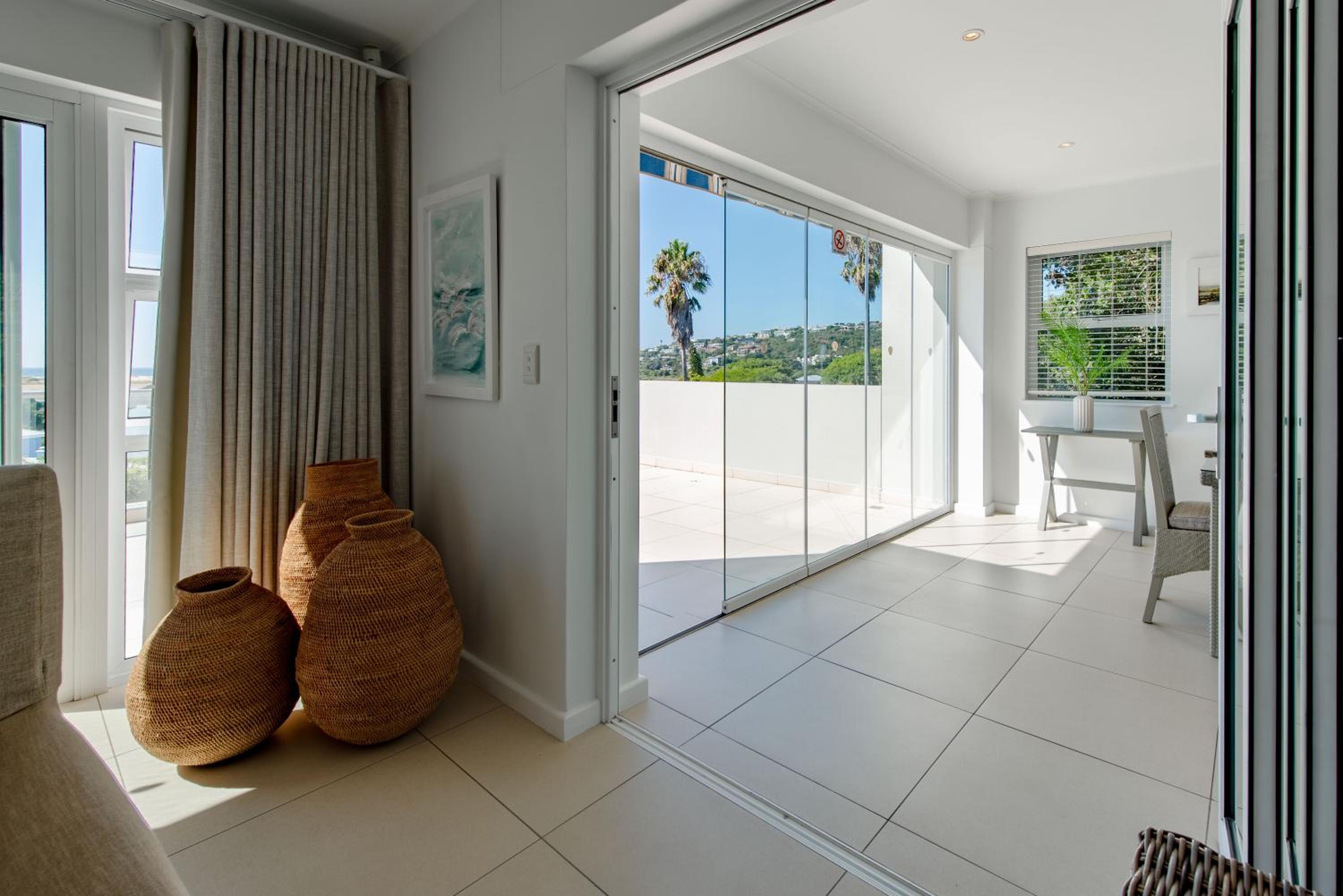 Pansy Seashell - Beach House in Plett view 5