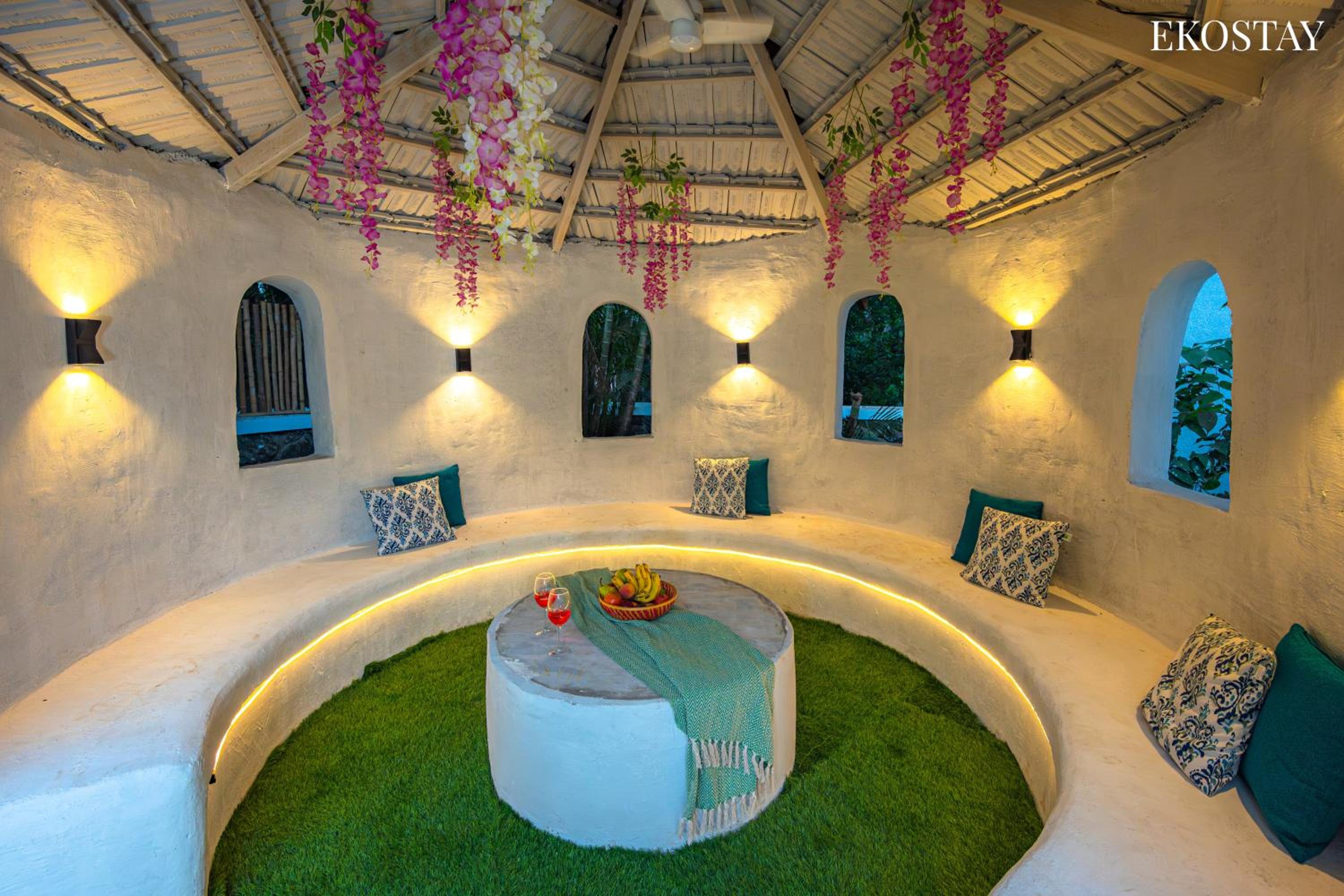 Ekostay Luxe - CASA SIA - Ideal for Big Groups- Poker Table view 4