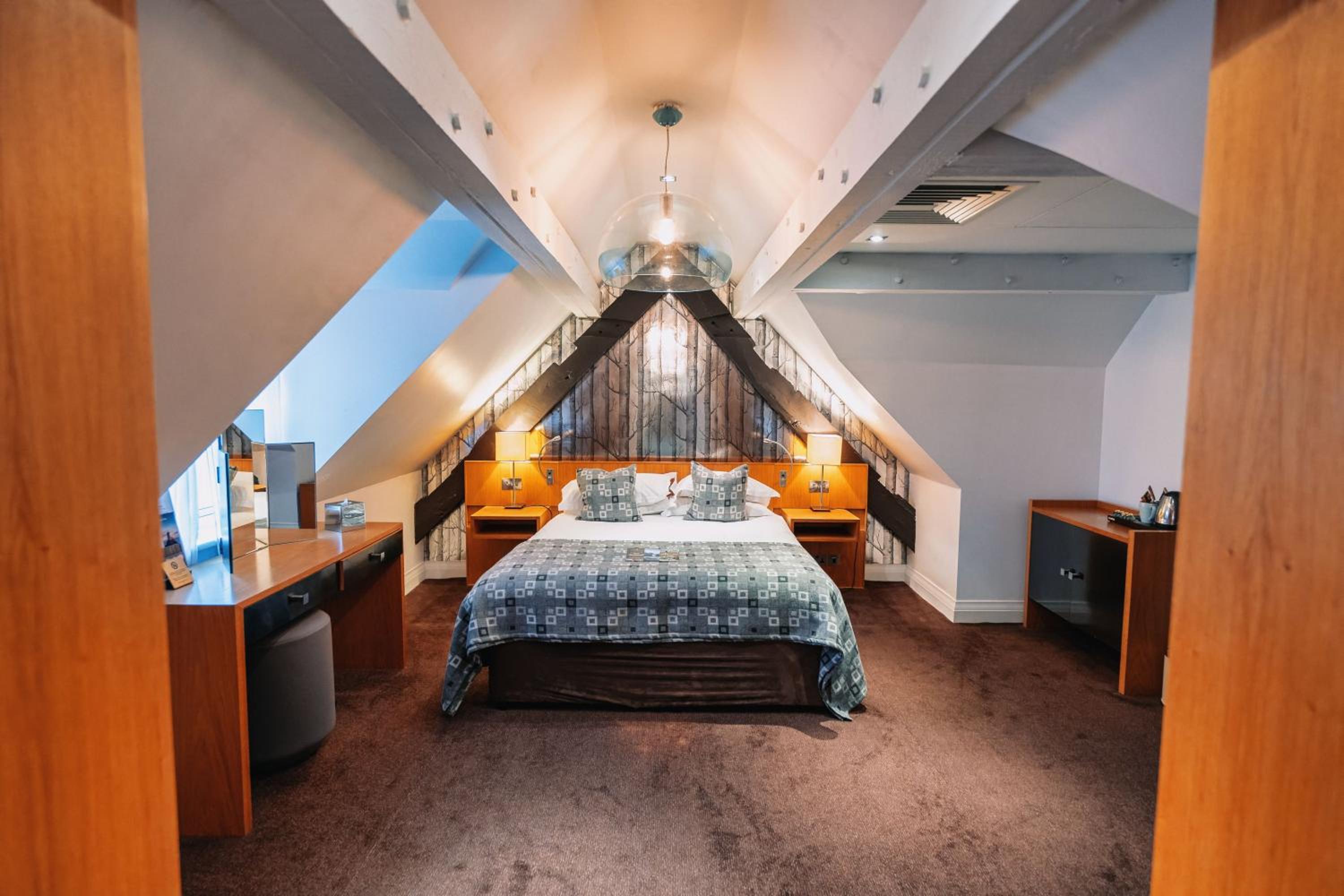 The Bull and Townhouse, Beaumaris- The Inn Collection Group