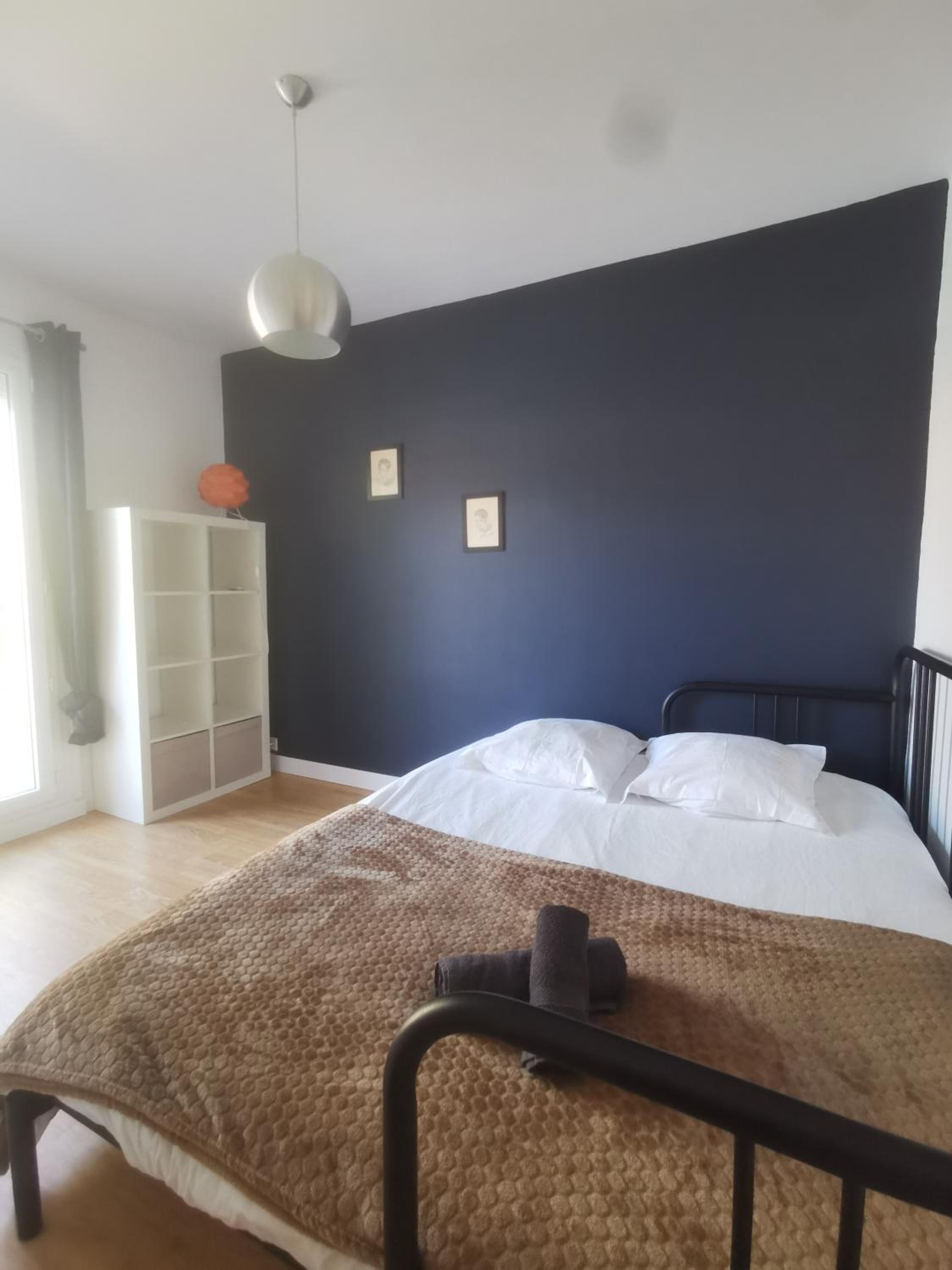 Millerand maison climatisation 3 chambres jardin et stationnement proche intra muros