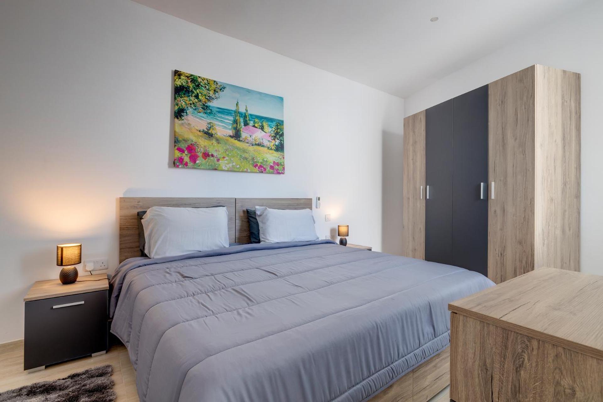 Salmar Court Holiday Apartments with Pool by Buena Vista