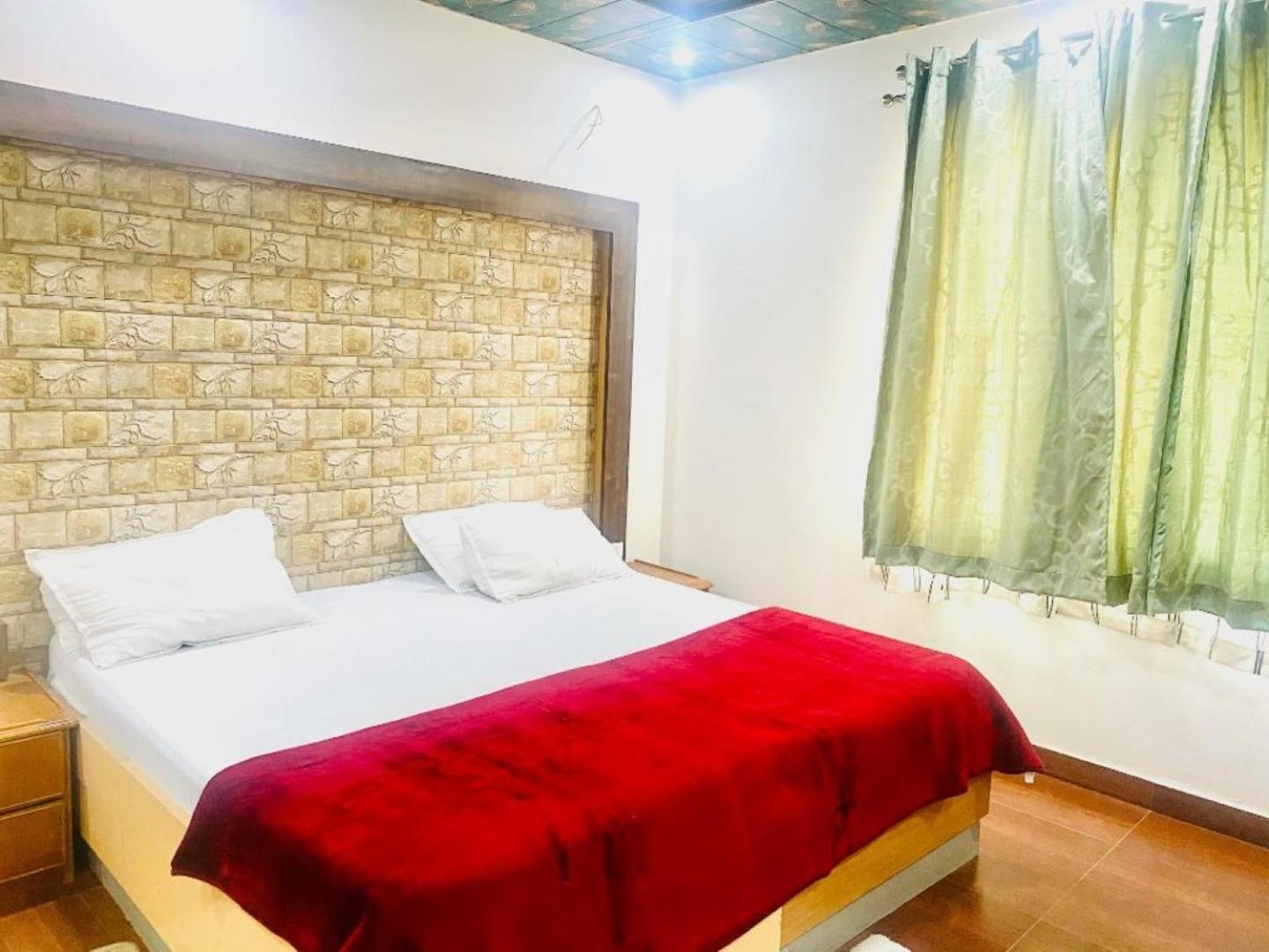 Dharma Resorts,Fatehpur Sikri