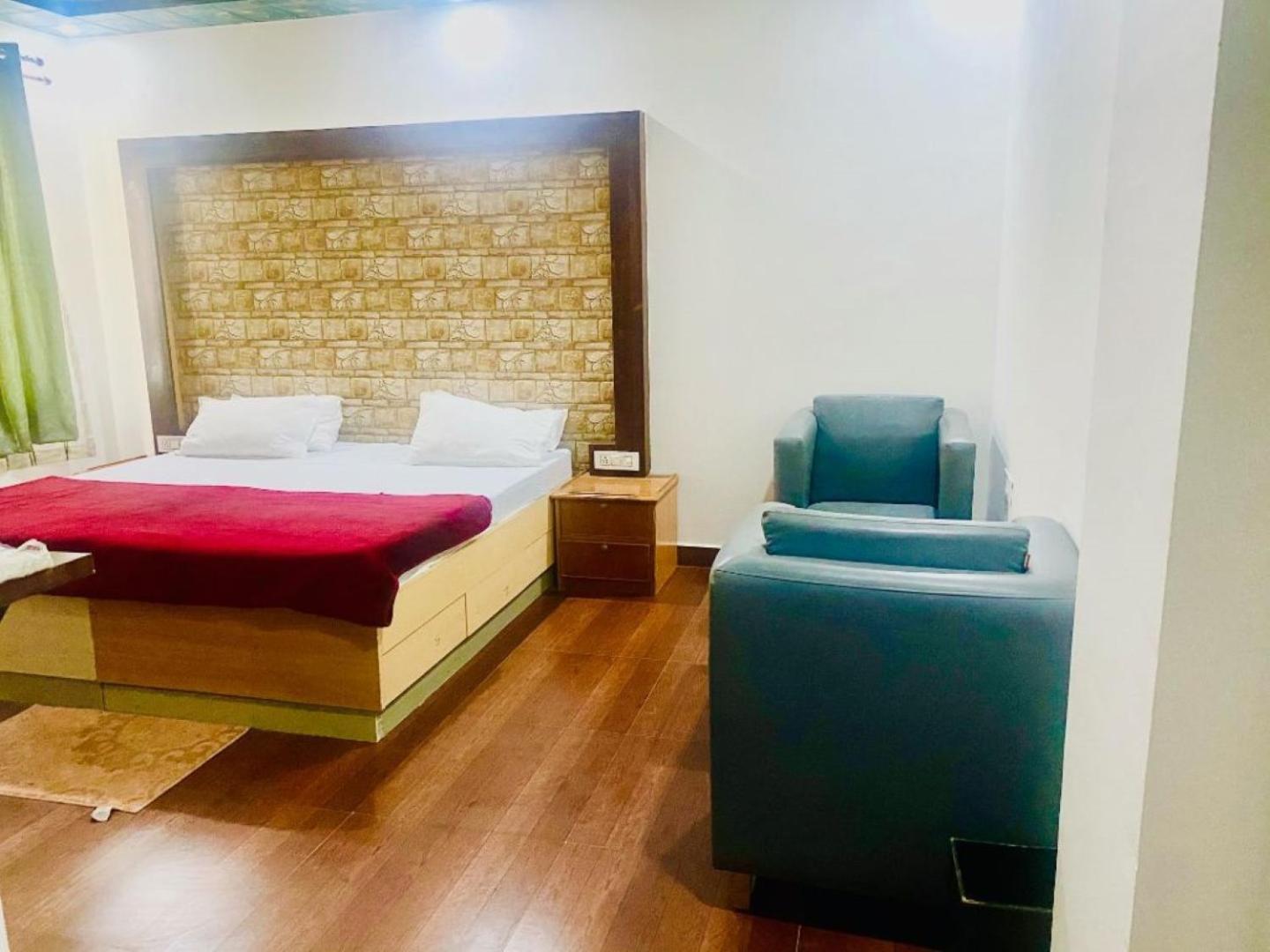 Dharma Resorts,Fatehpur Sikri