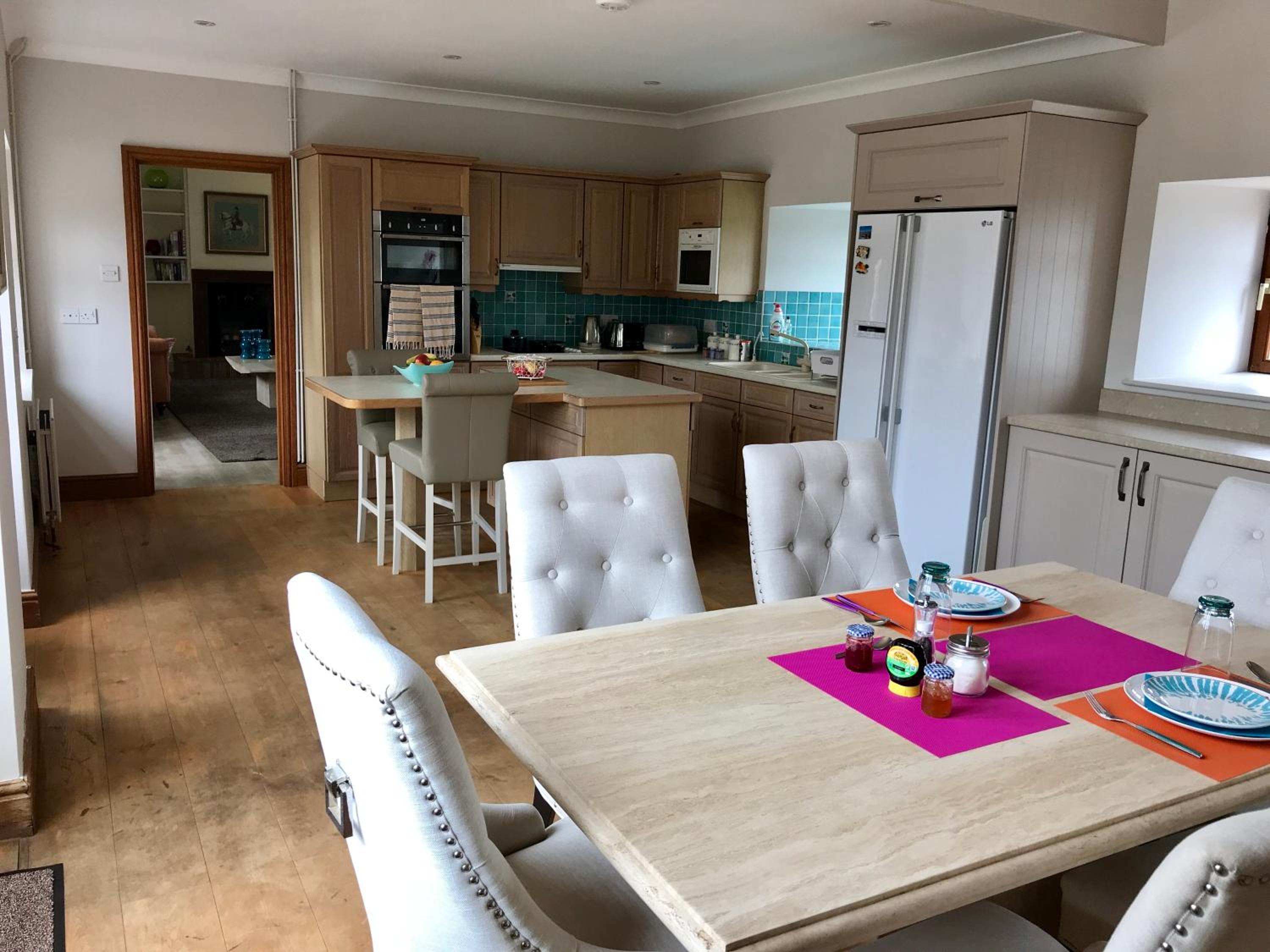 Beautiful 2 Bedroom Barn in Towcester Northants view 2