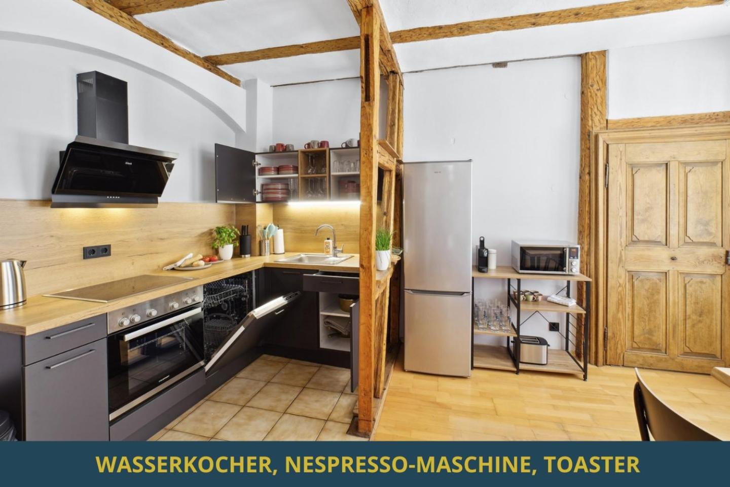 SandAPART34 - 4 tolle FeWos von 1-9 Pers mitten in der Altstadt