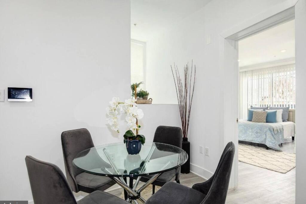 Amazing Capital Hill APT photo 4