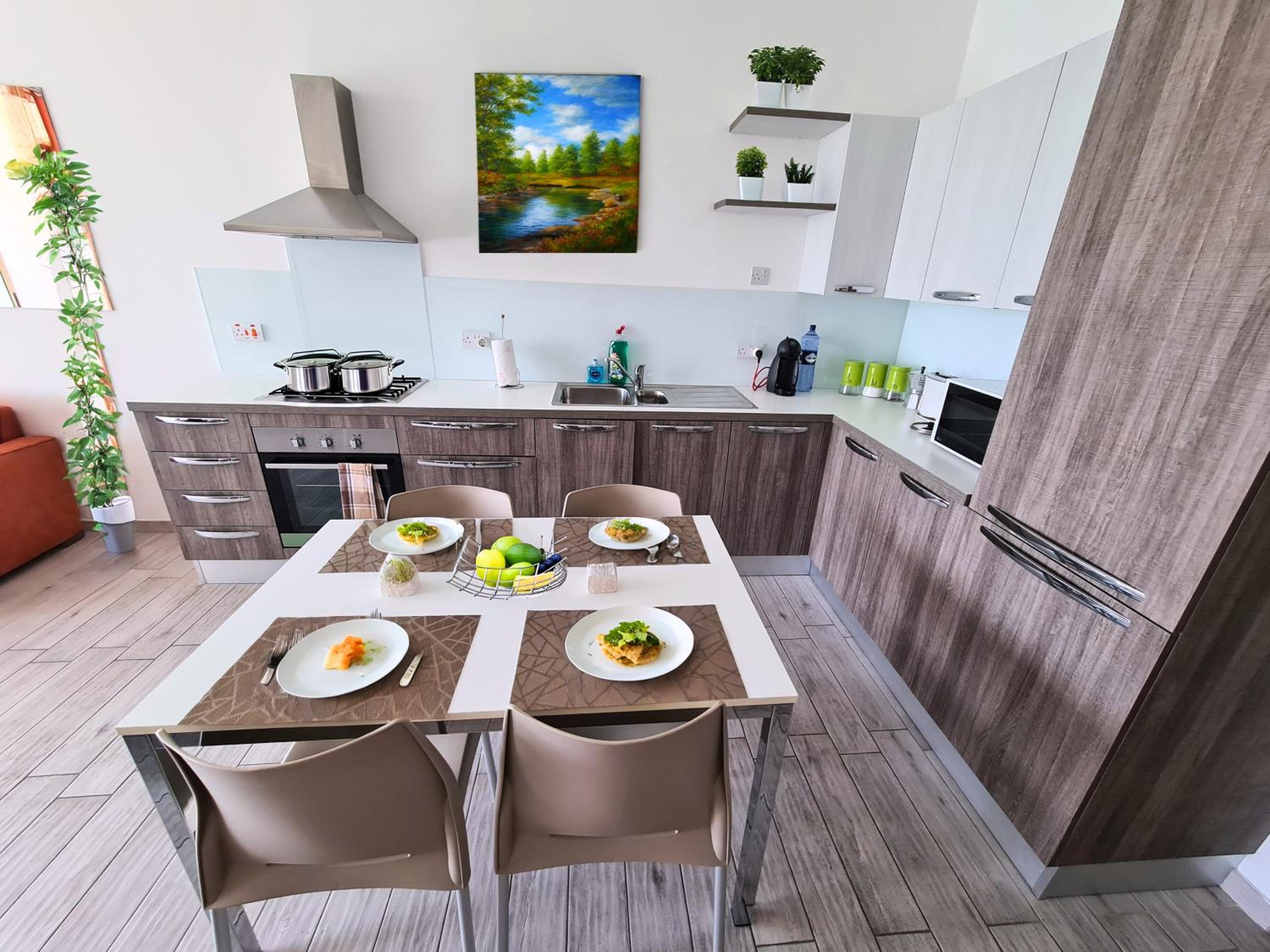 Supreme Seafront apt with Balcony in St.Julian's photo 4