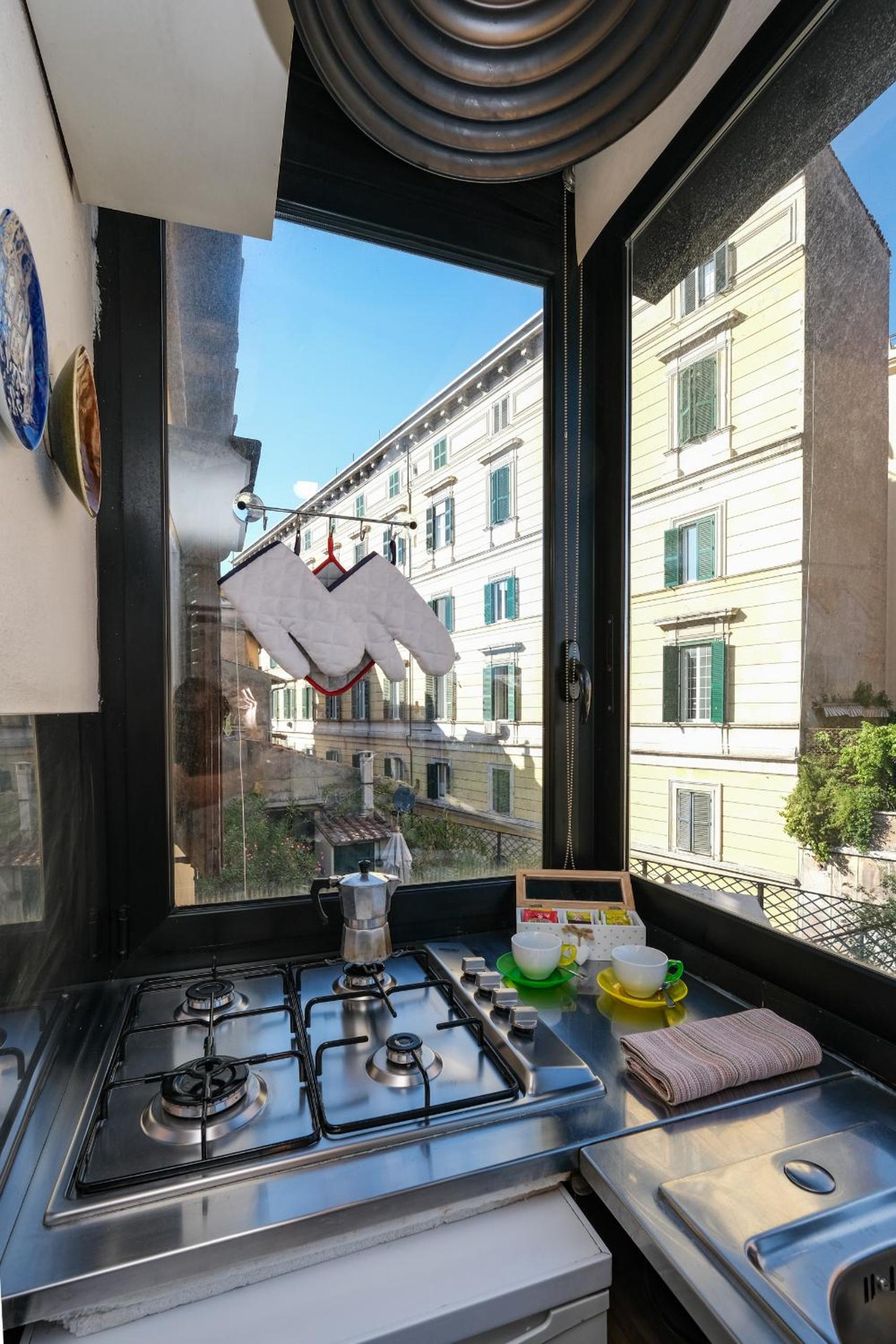 Trastevere Characteristic Roman Home