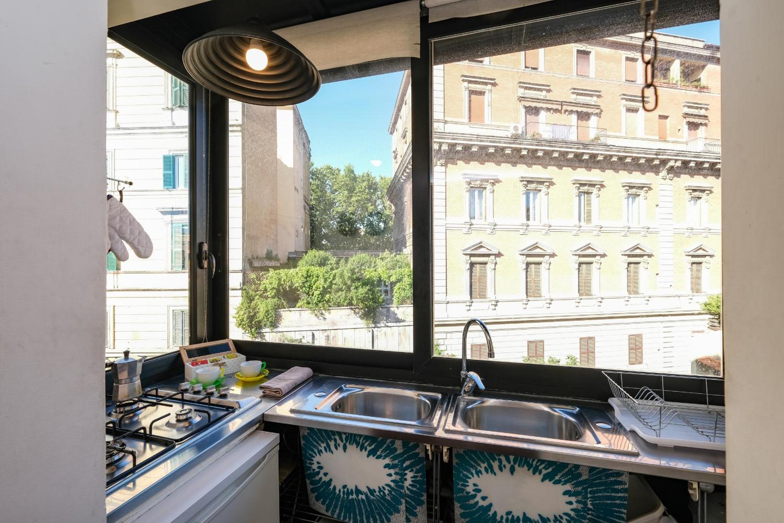 Trastevere Characteristic Roman Home