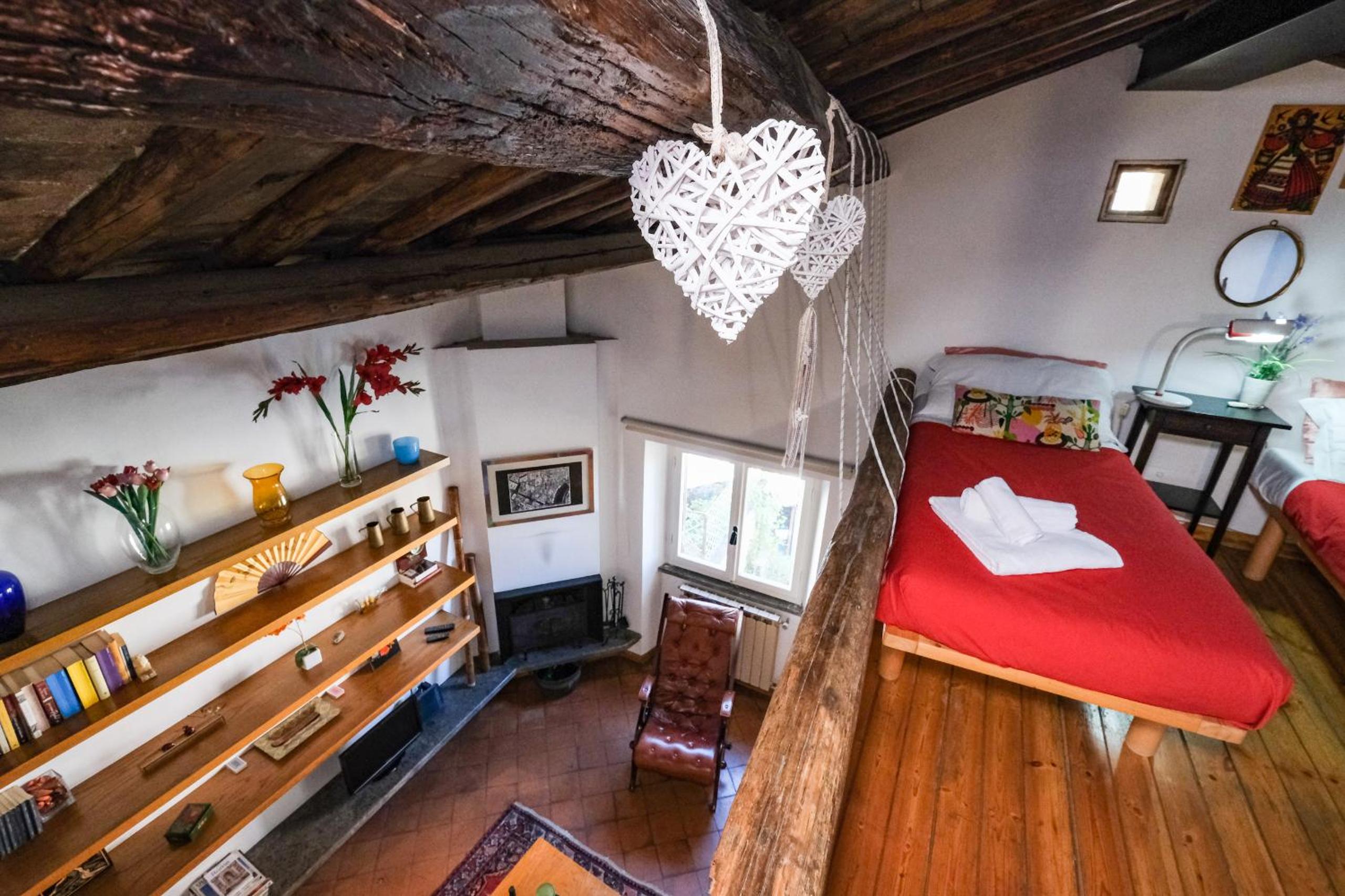 Trastevere Characteristic Roman Home