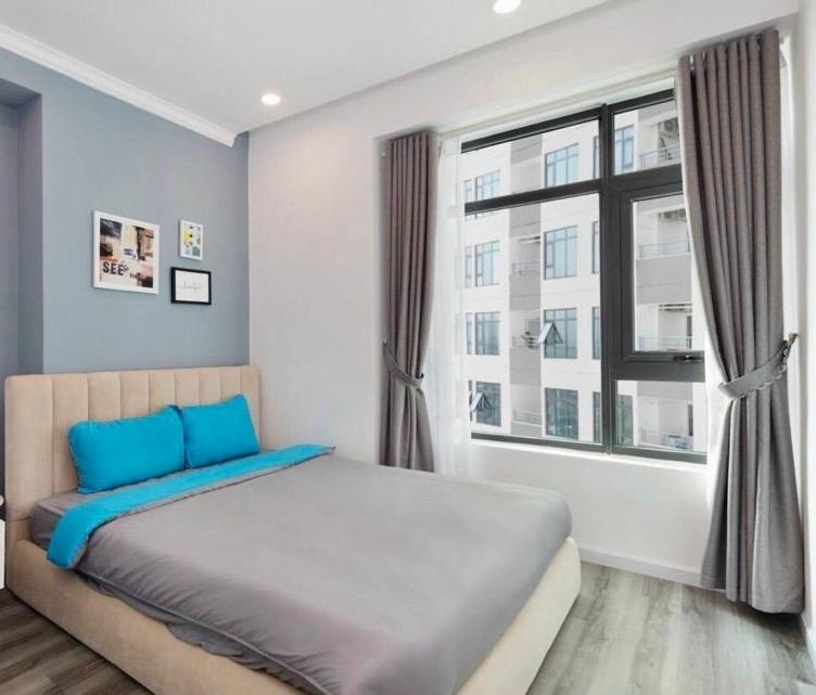 IMPERIAl PLACE 1 PN