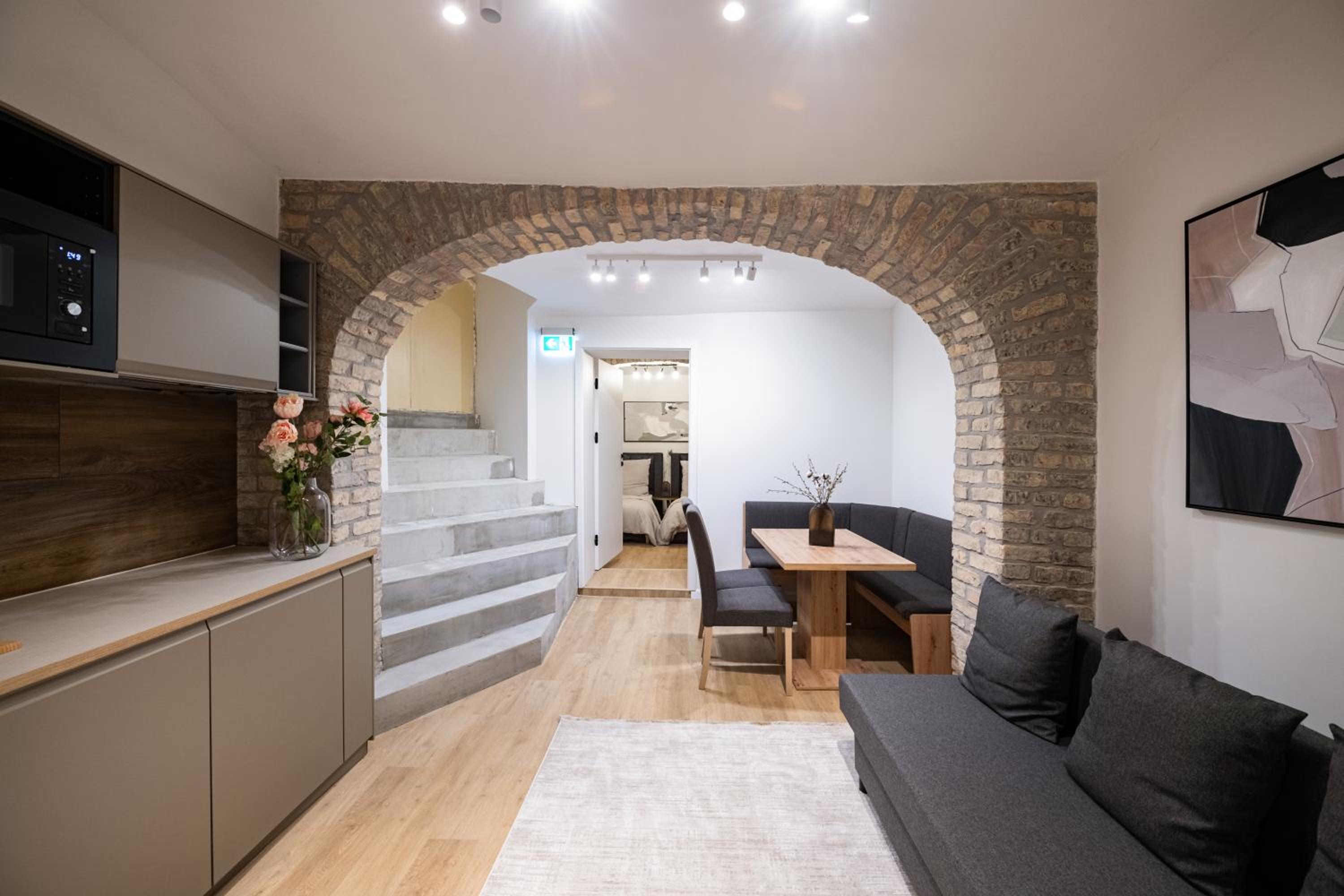 Spacious Apartments In Mitte- Feel The Citycenter