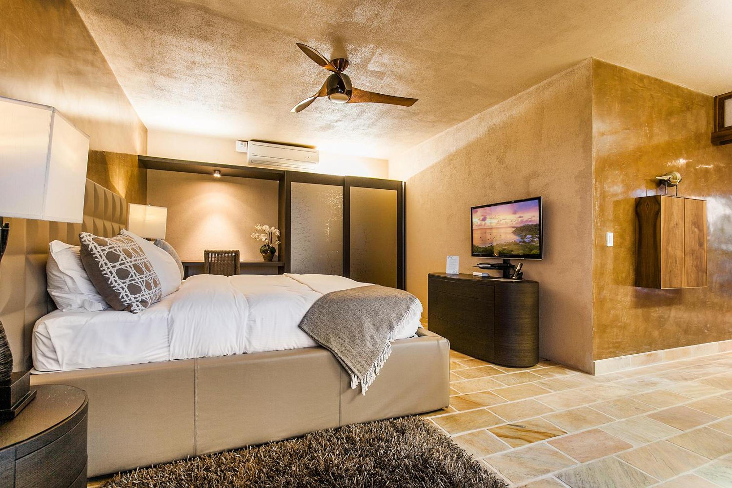 CeBlue Villas